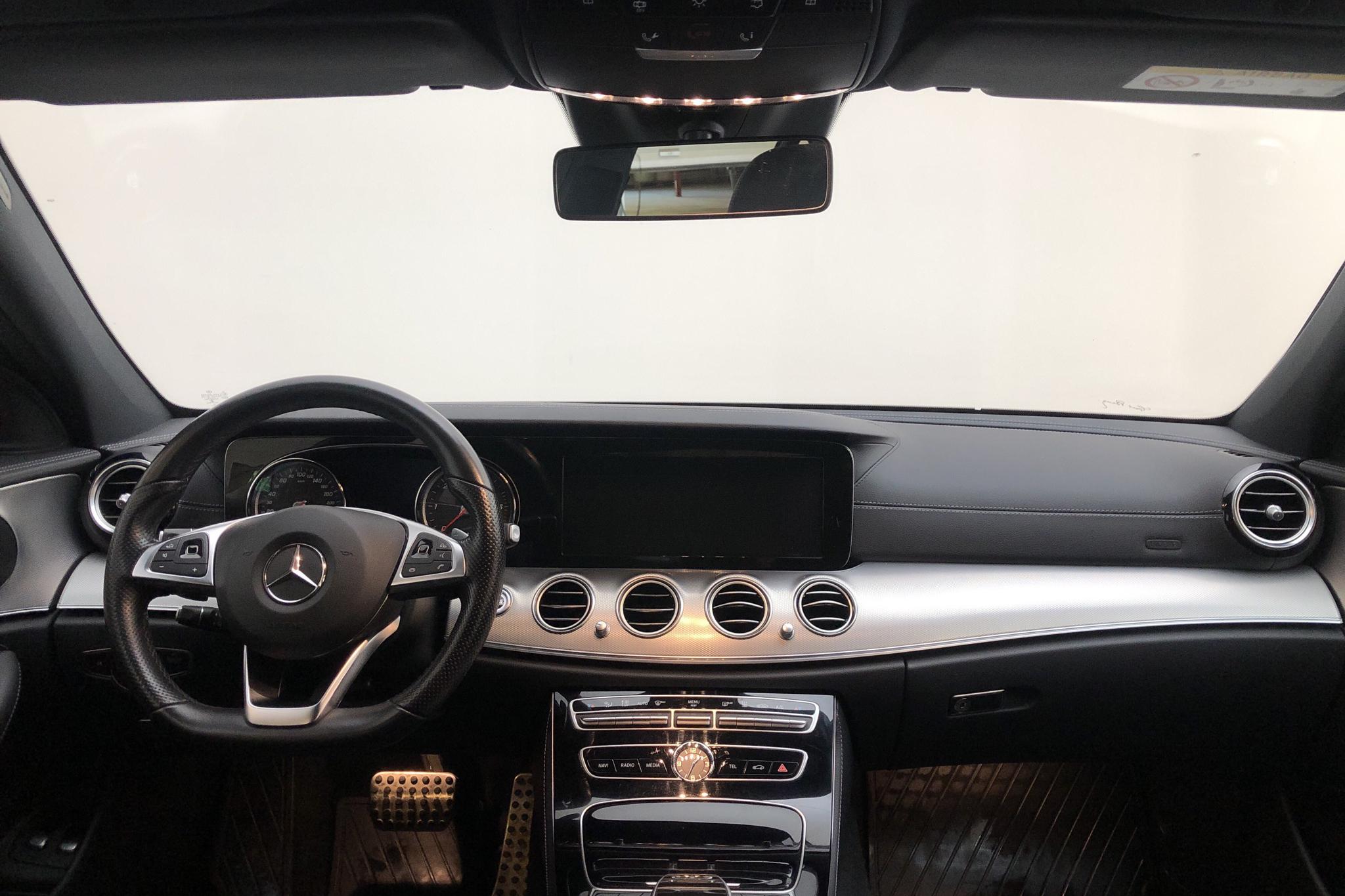 Mercedes E 350 d Sedan W213 (258hk) - 109 150 km - Automatic - gray - 2018