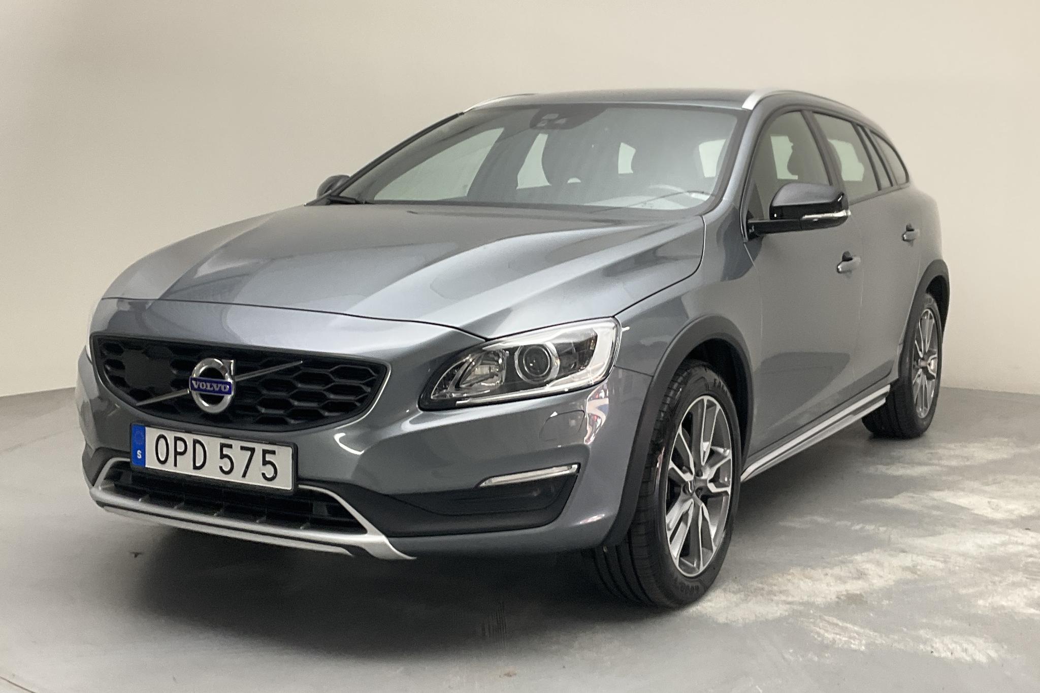 Volvo V60 D4 Cross Country AWD (190hk) - 76 450 km - Automatic - gray - 2018