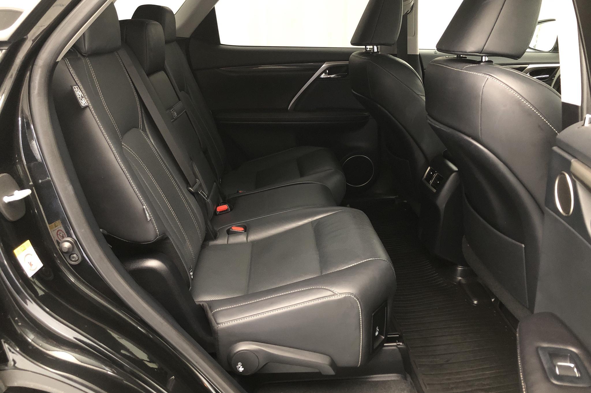 Lexus RX 450hL AWD (313hk) - 8 457 mil - Automat - svart - 2018