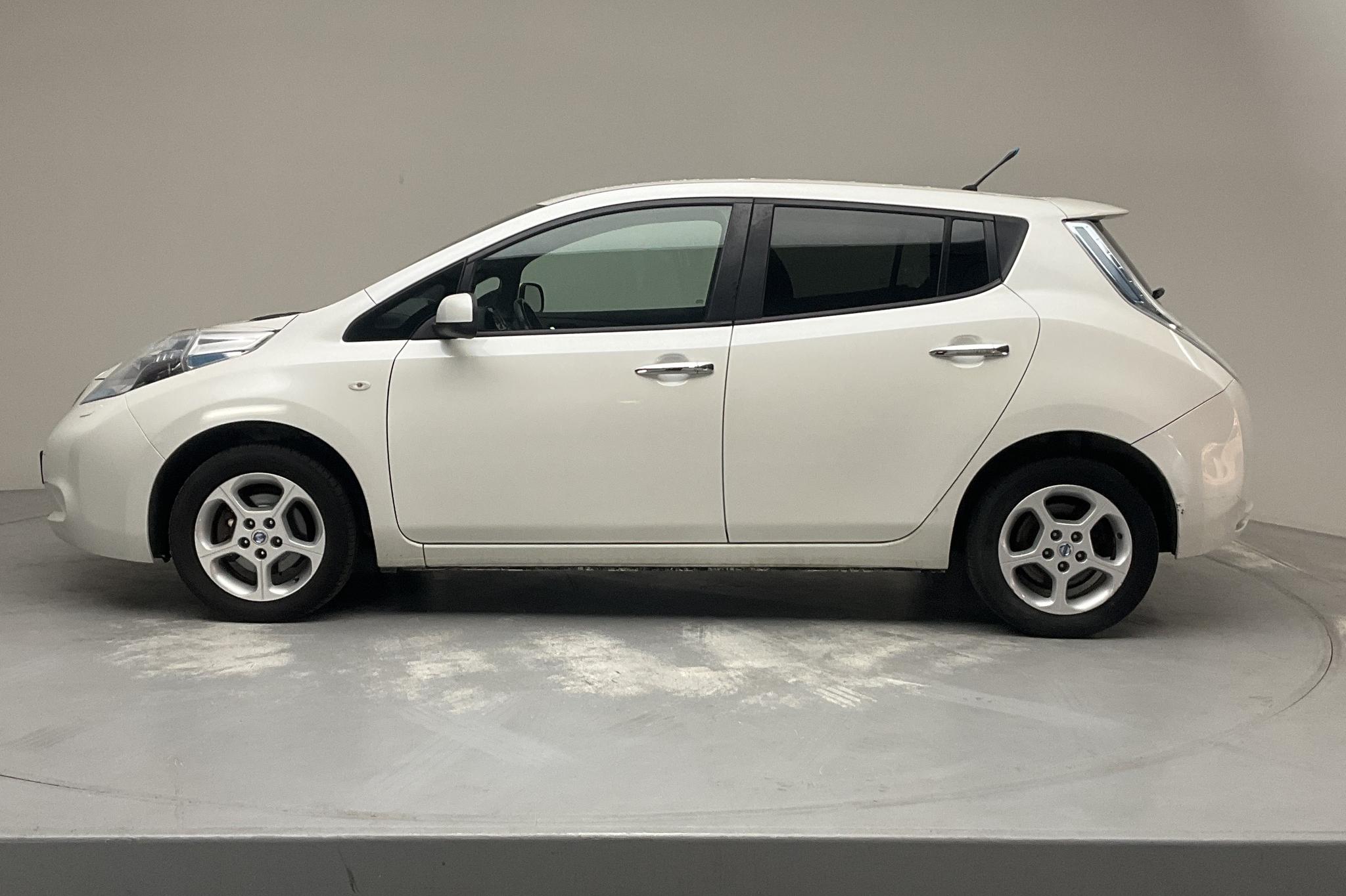 Nissan LEAF 5dr (109hk) - 125 980 km - Automatic - white - 2014