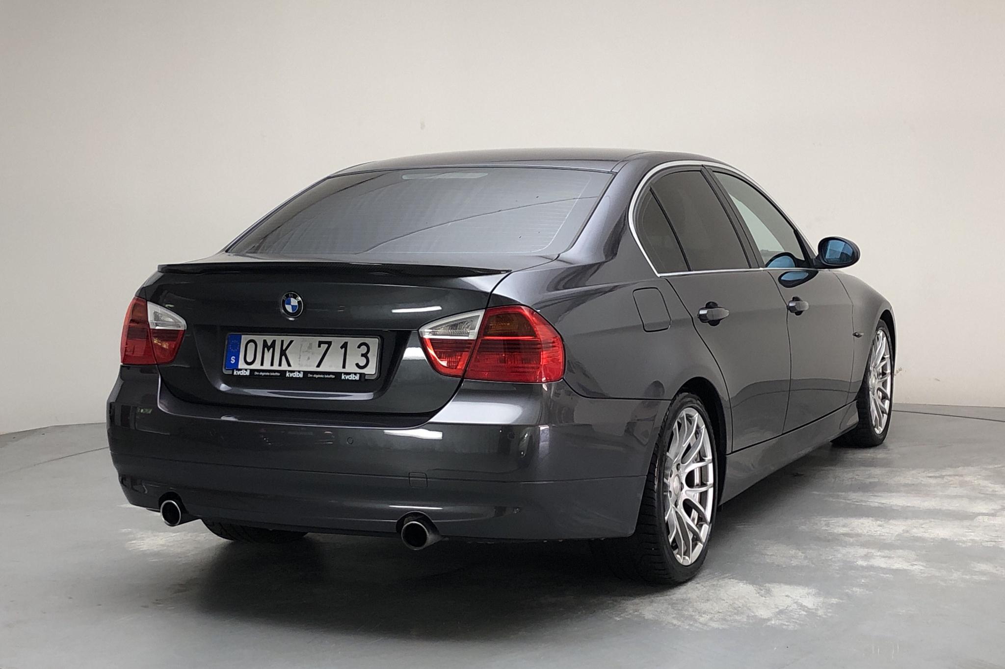 BMW 335i Sedan, E90 (306hk) - 133 920 km - Automatic - gray - 2008