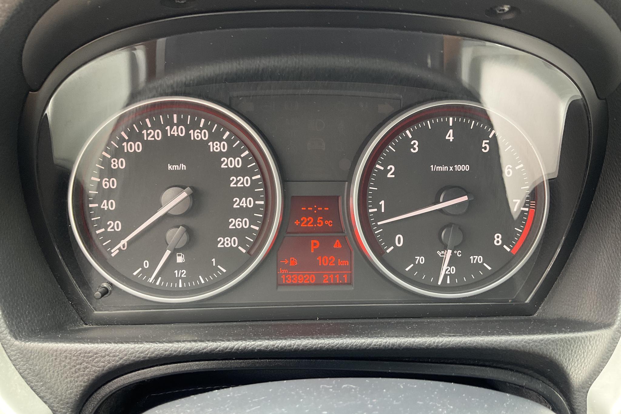 BMW 335i Sedan, E90 (306hk) - 133 920 km - Automatic - gray - 2008
