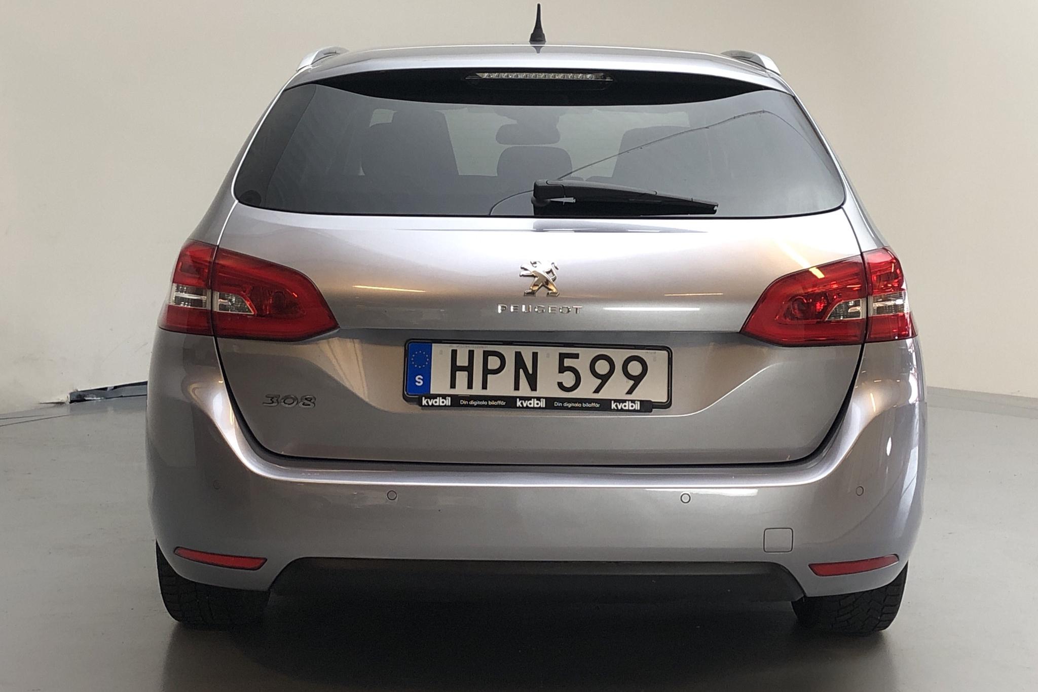 Peugeot 308 SW e-HDi (115hk) - 106 280 km - Manual - gray - 2015