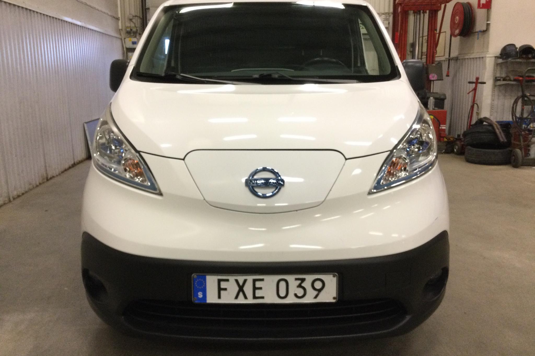 Nissan e-NV200 24,0 kWh (109hk) - 3 666 mil - Automat - vit - 2015