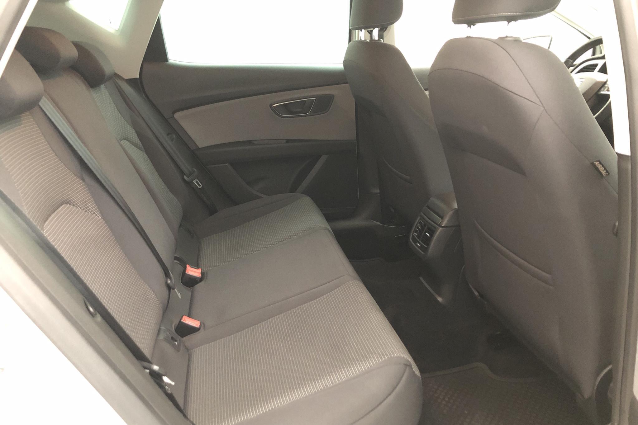 Seat Leon 1.2 TSI 5dr (110hk) - 8 691 mil - Manuell - vit - 2017
