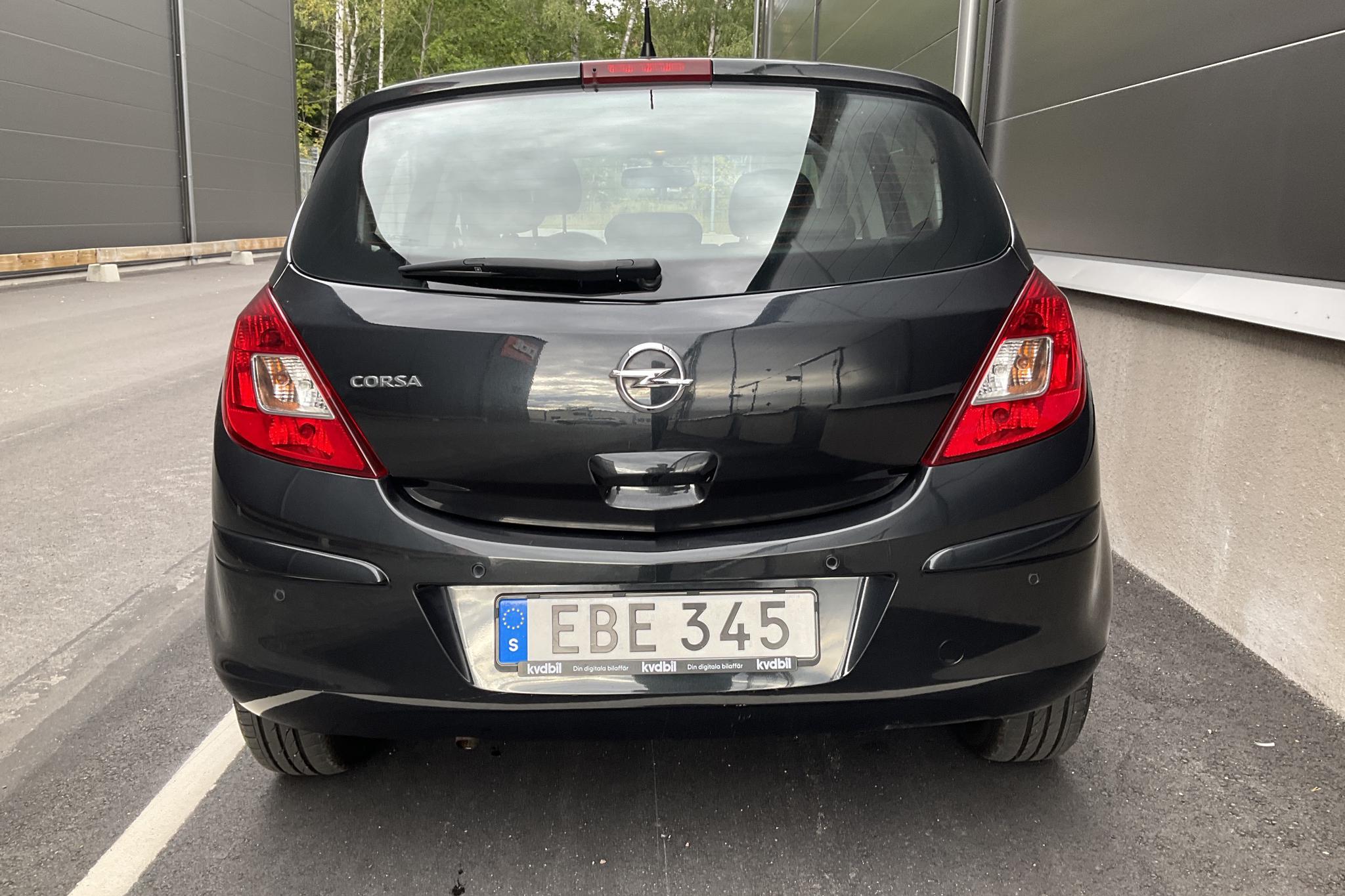 Opel Corsa 1.2 Twinport 5dr (85hk) - 107 530 km - Manual - black - 2014