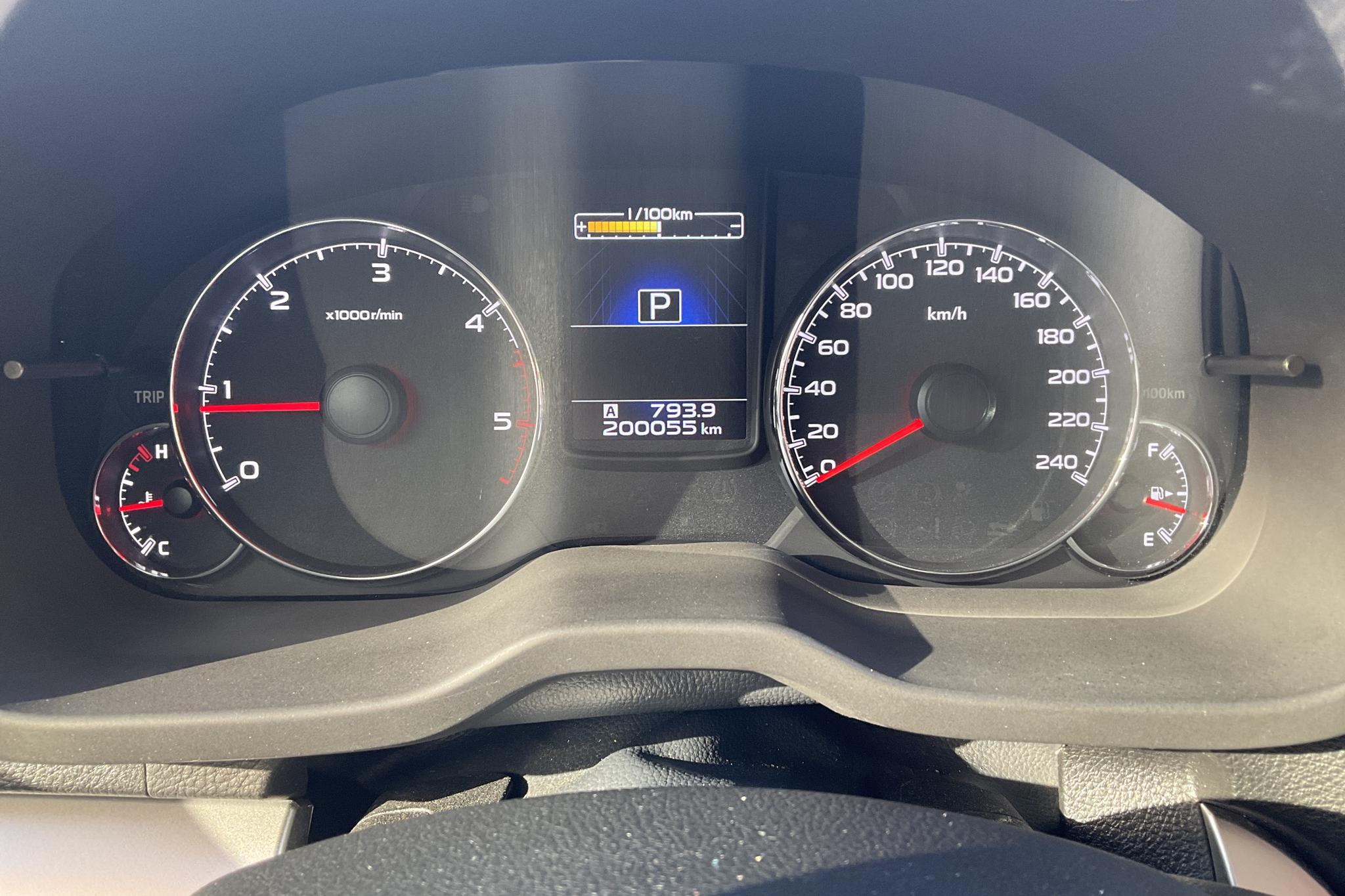 Subaru Outback 2.0D (150hk) - 20 005 mil - Automat - vit - 2014