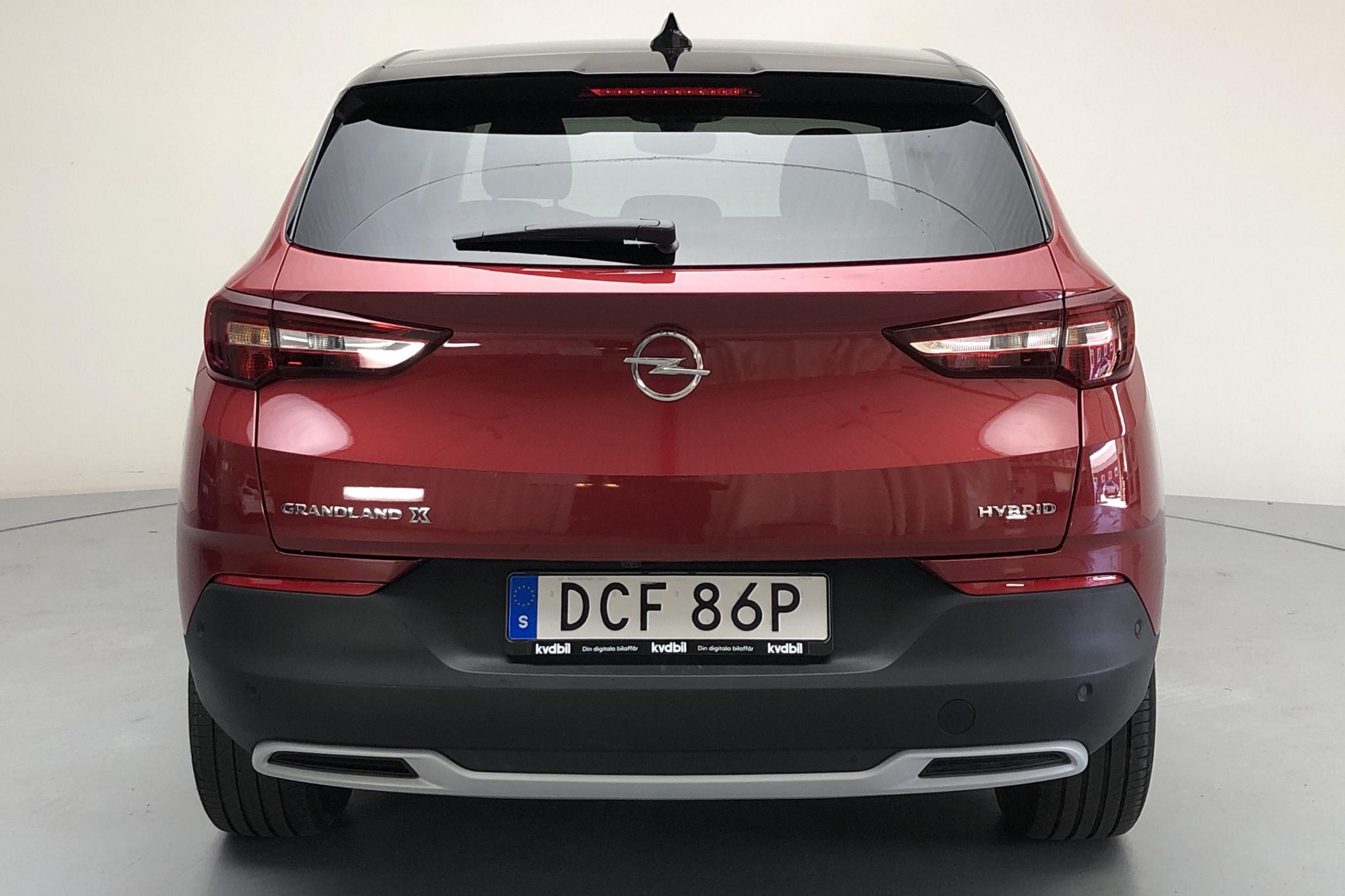 Opel Grandland X 1.6 2WD PHEV (225hk) - 2 717 mil - Automat - röd - 2021