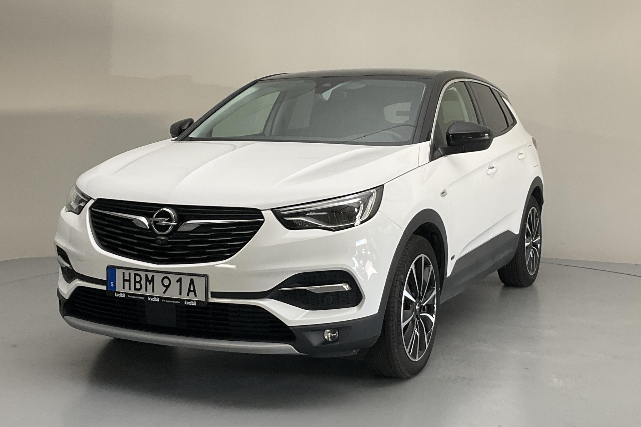Opel Grandland X 1.6 AWD PHEV (300hk) - 36 520 km - Automatic - white - 2021