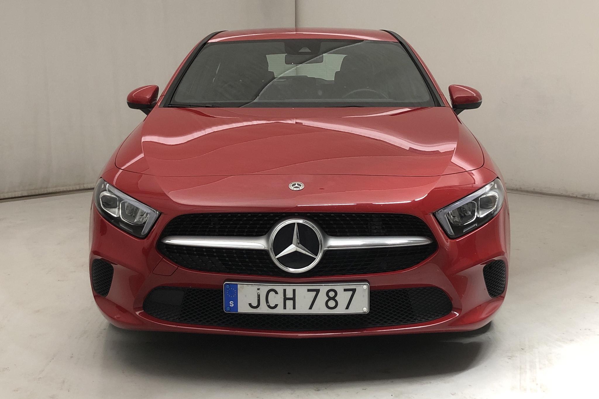 Mercedes A 200 5dr W177 (163hk) - 4 540 mil - Automat - röd - 2018