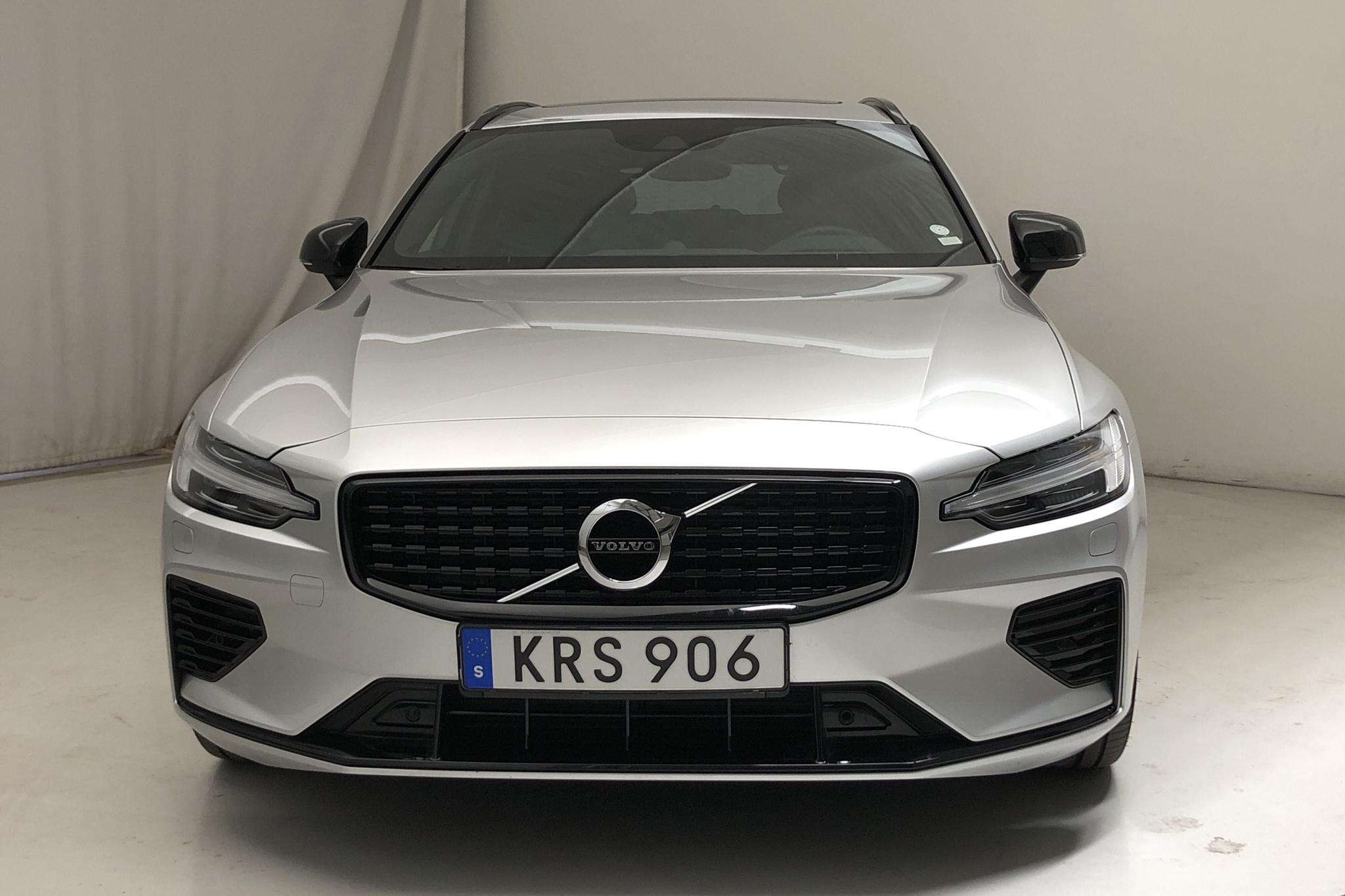 Volvo V60 T8 AWD Twin Engine (390hk) - 14 250 km - Automatic - silver - 2022