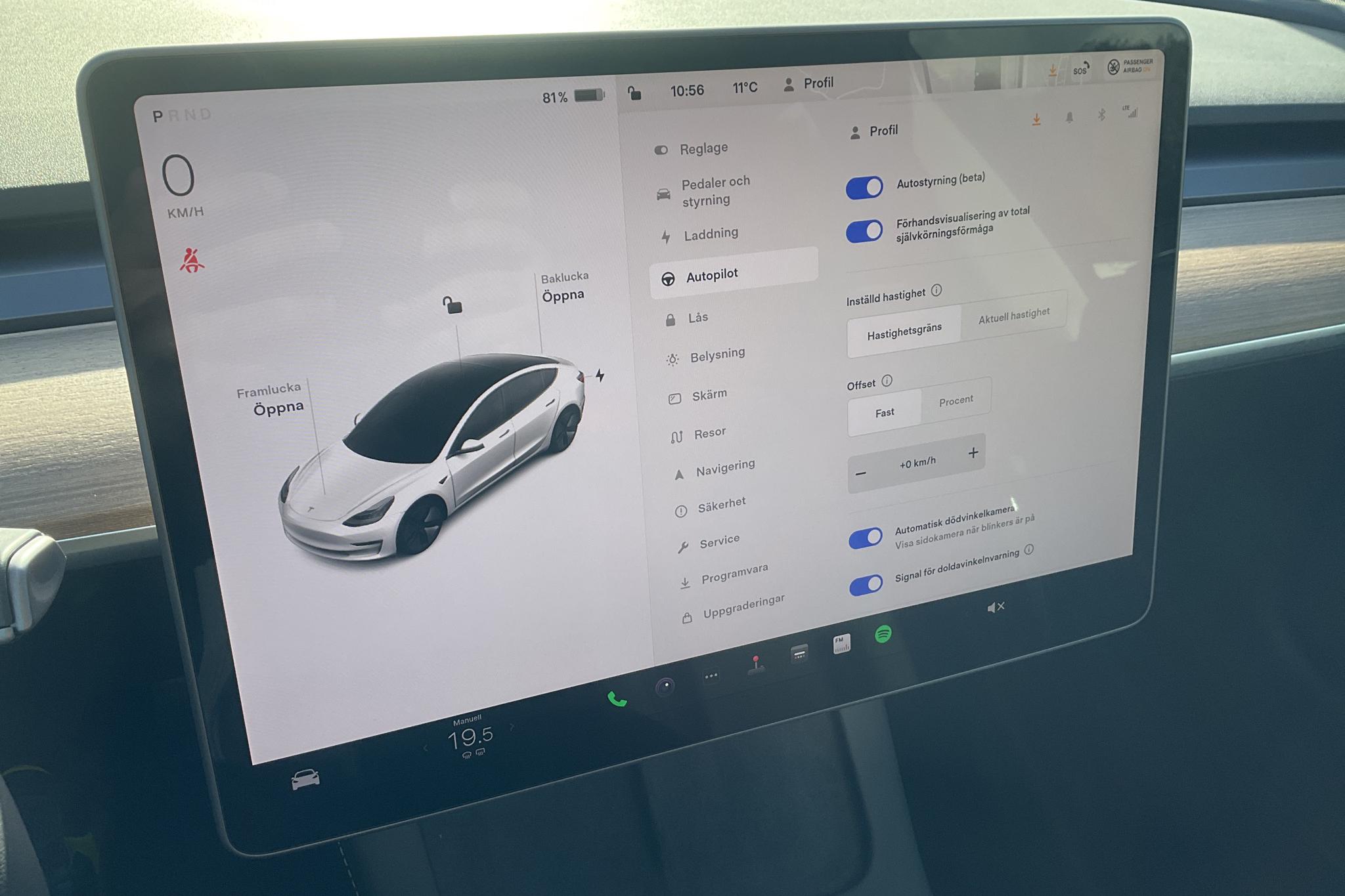 Tesla Model 3 Long Range AWD - 8 770 km - Automatic - white - 2022