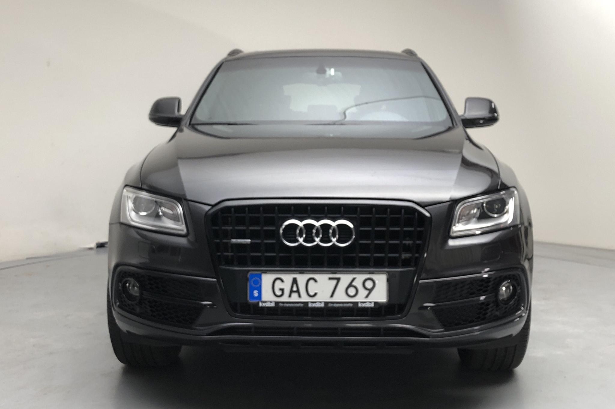Audi Q5 3.0 TDI clean diesel quattro (258hk) - 13 706 mil - Automat - grå - 2017
