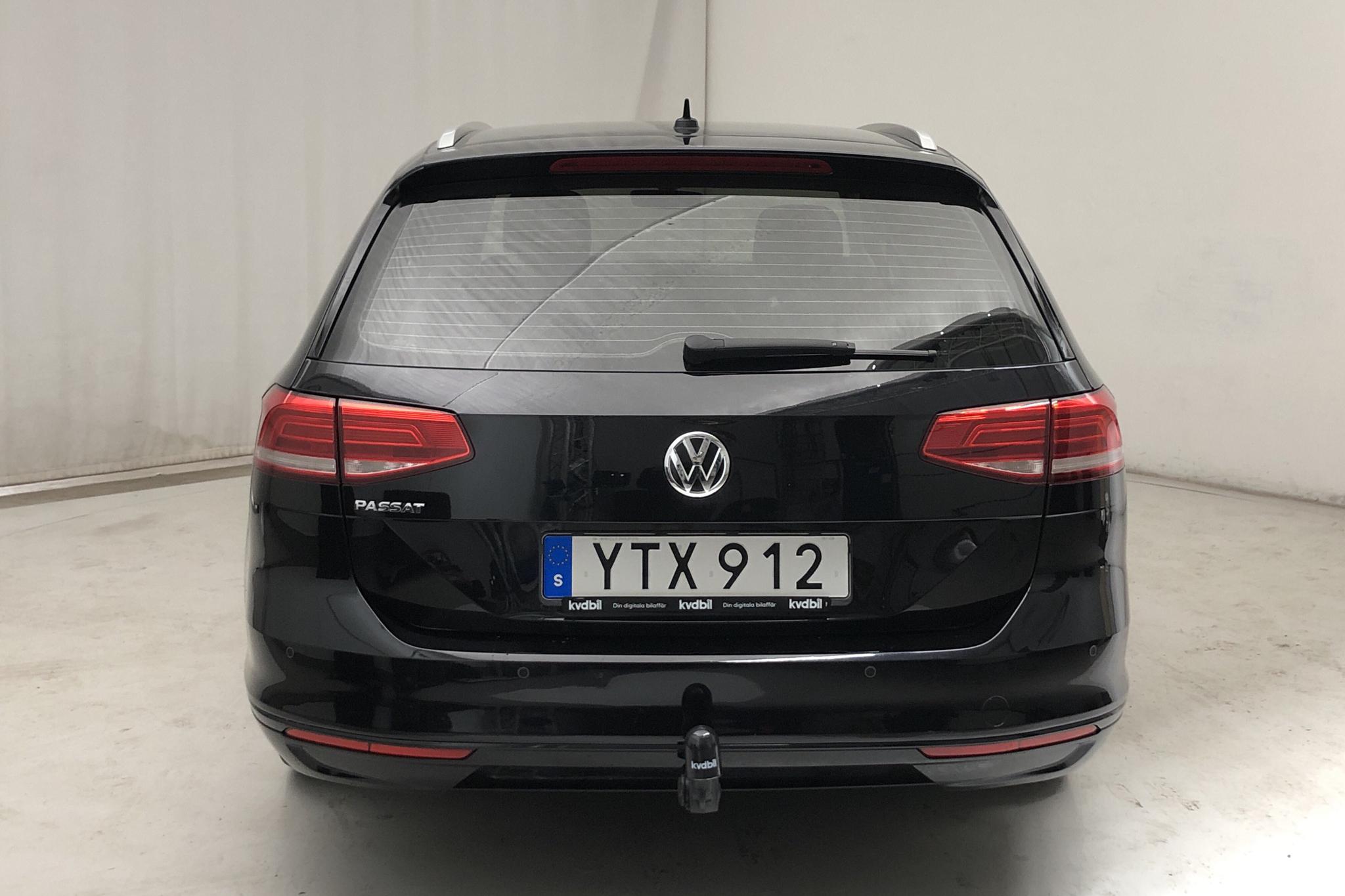 VW Passat 2.0 TDI Sportscombi (150hk) - 97 910 km - Automatic - black - 2019