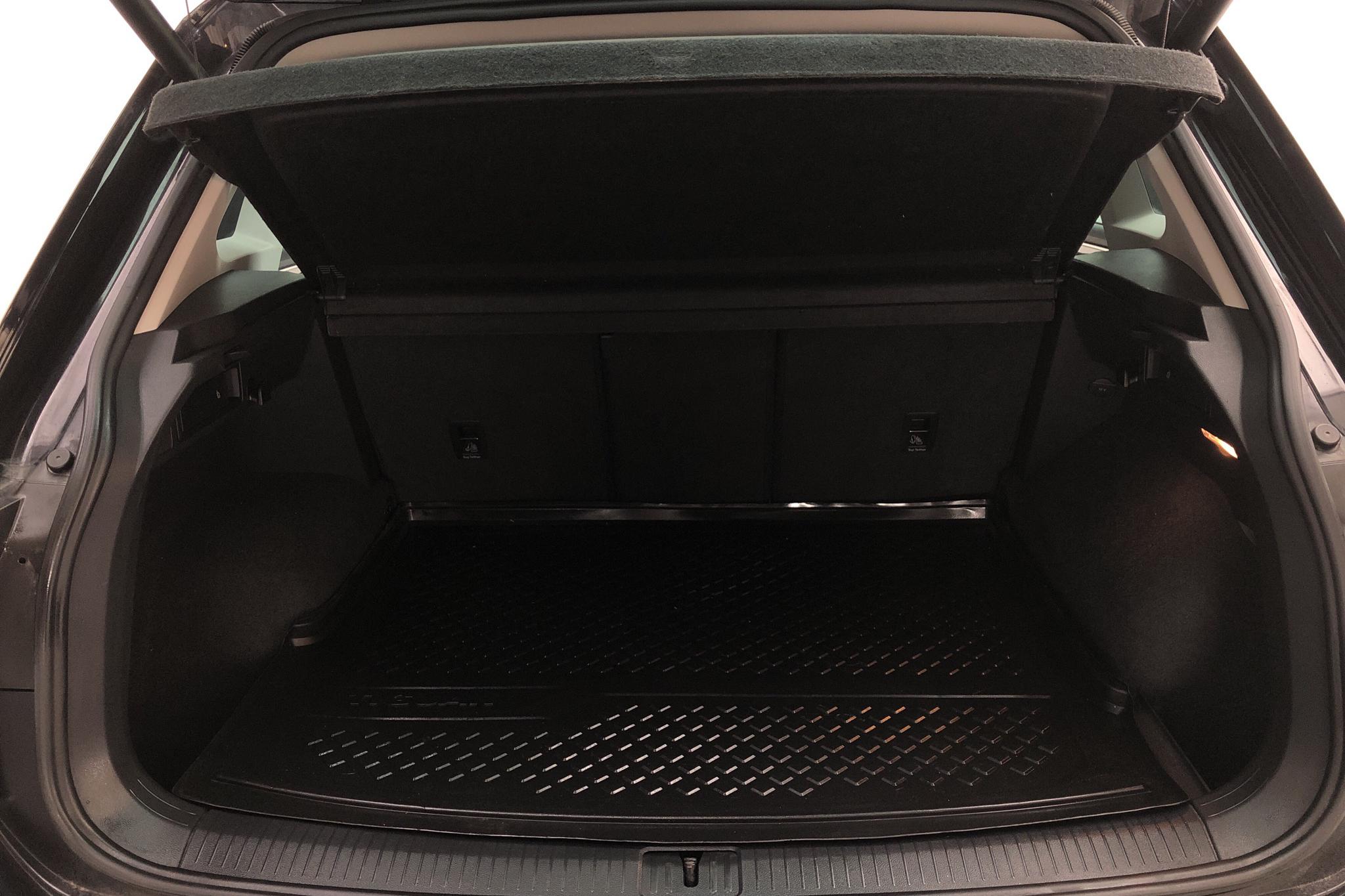 VW Tiguan 2.0 TDI 4MOTION (190hk) - 99 260 km - Automatic - black - 2017