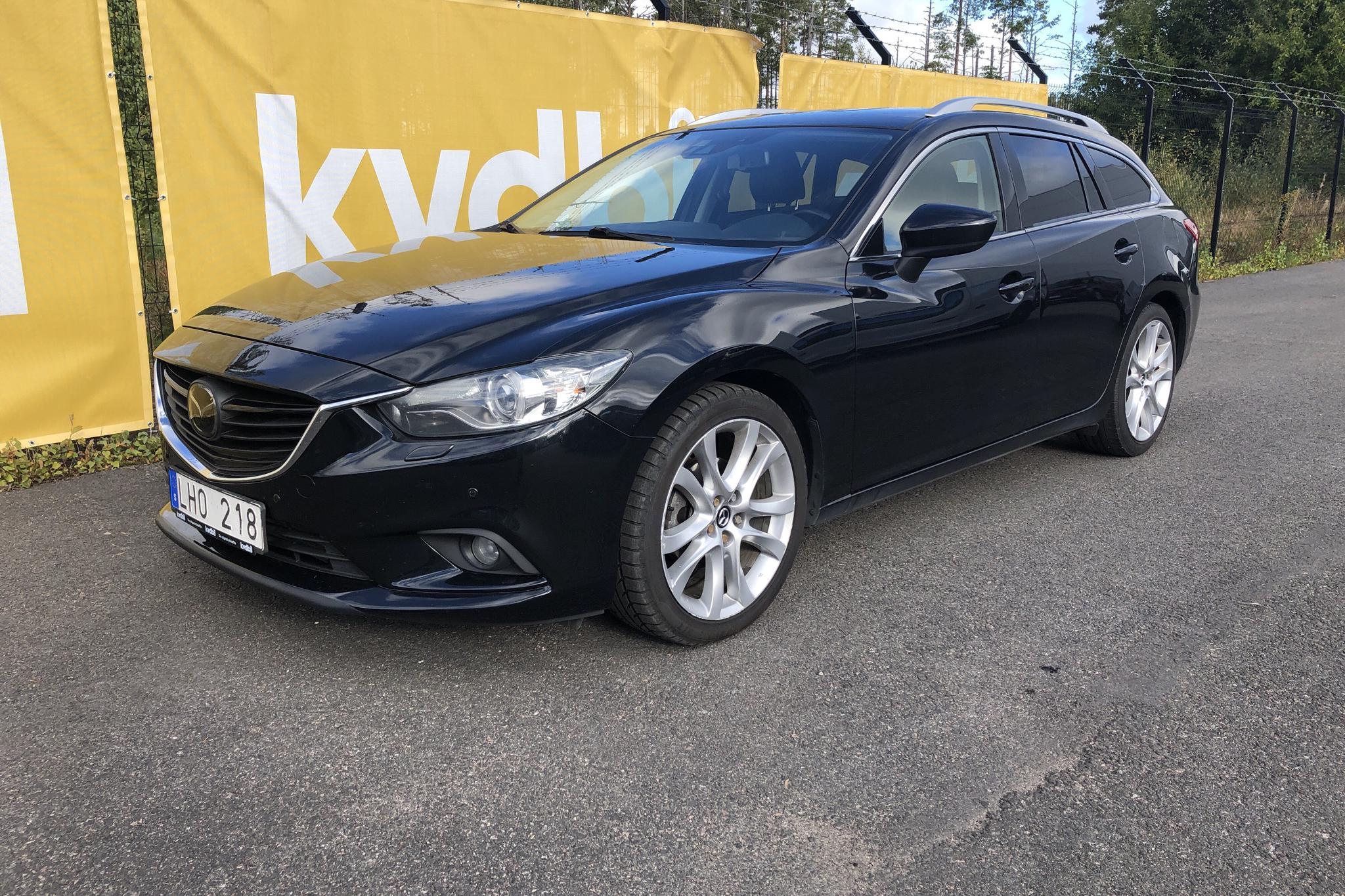 Mazda 6 2.2 DE Kombi (175hk) - 23 682 mil - Automat - svart - 2014