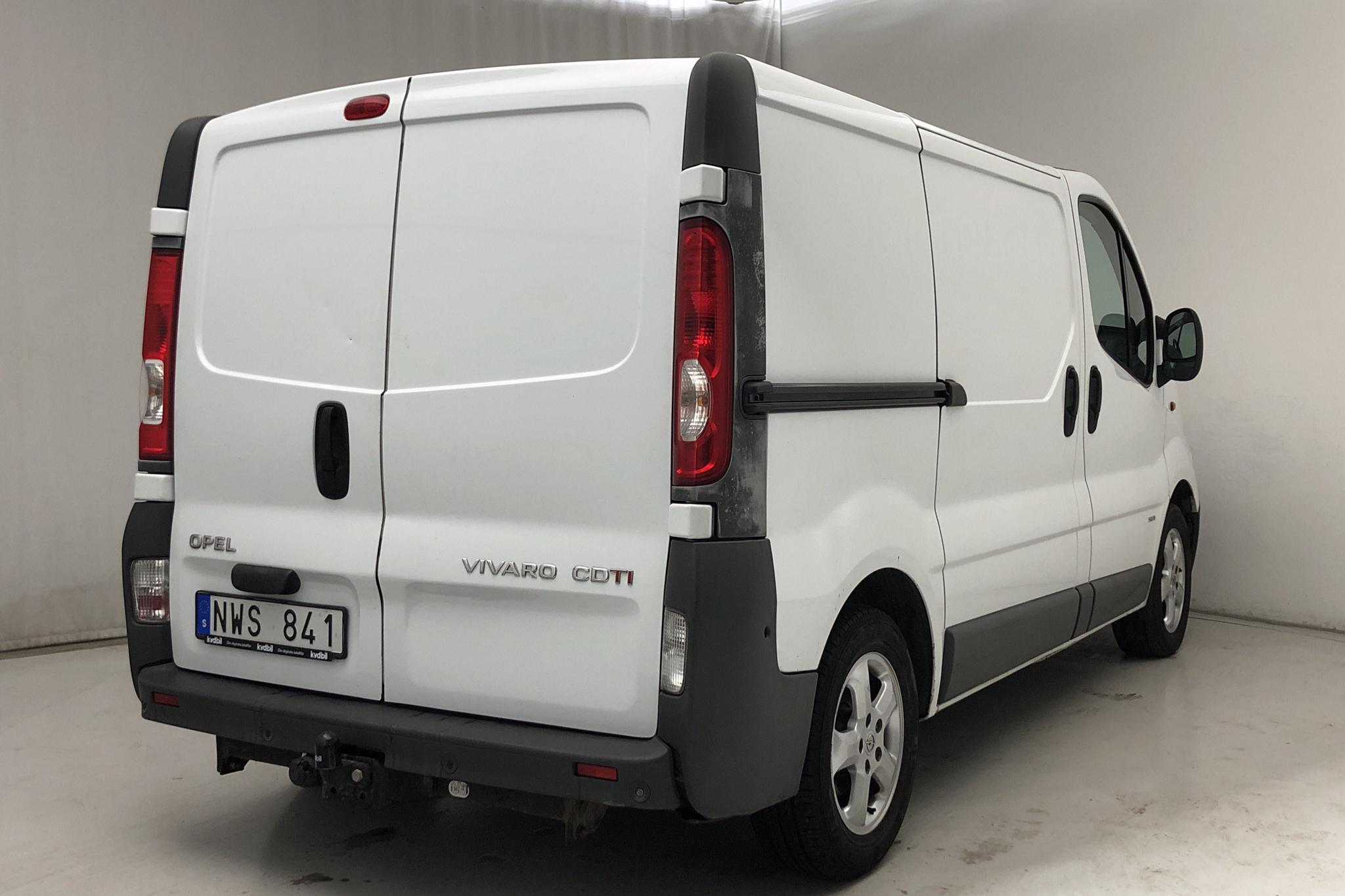 Opel Vivaro 2.0 CDTI (114hk) - 182 210 km - Manual - white - 2013