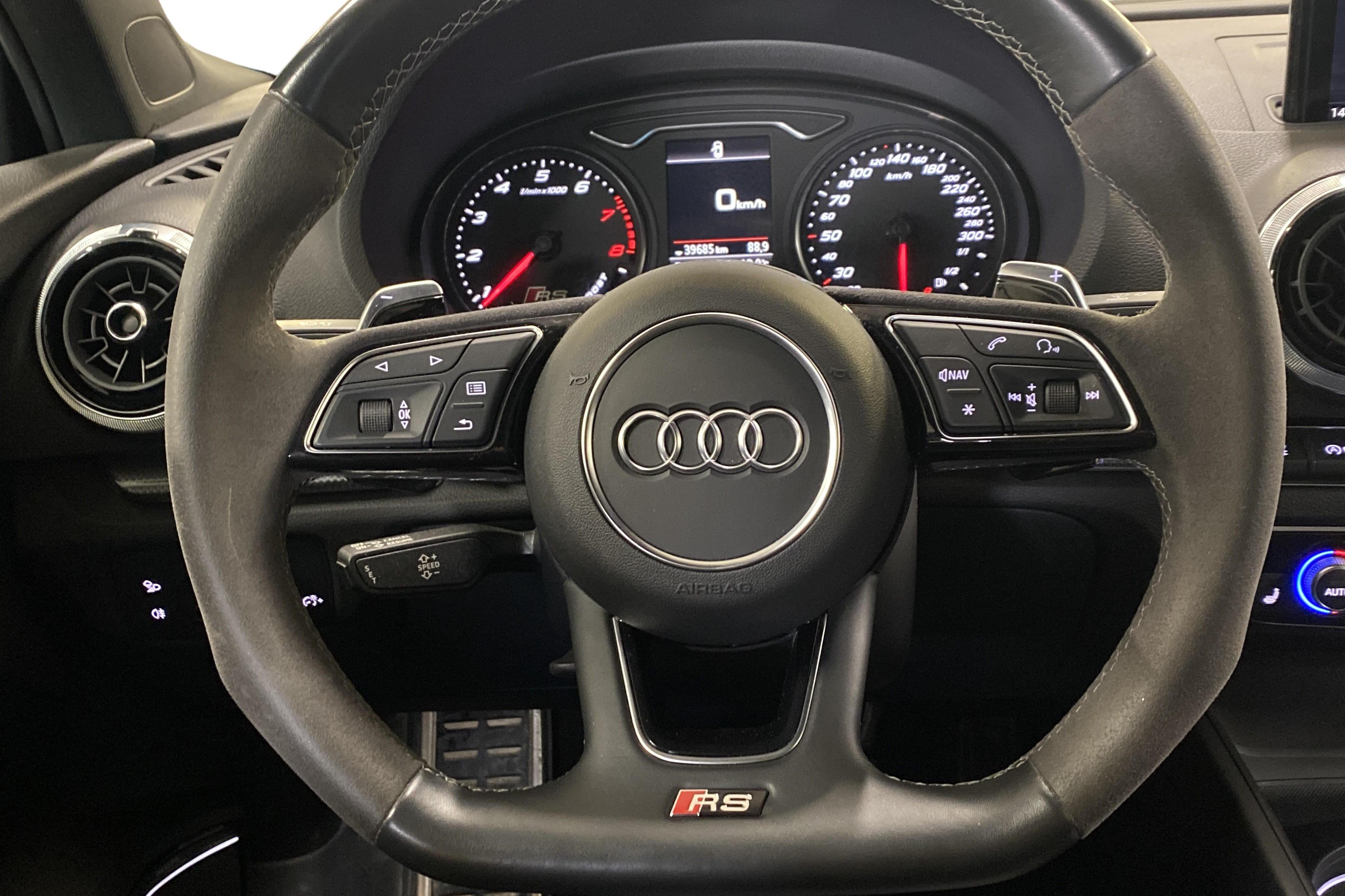 Audi RS3 2.5 TFSI Sedan quattro (400hk) - 39 680 km - Automatic - gray - 2018
