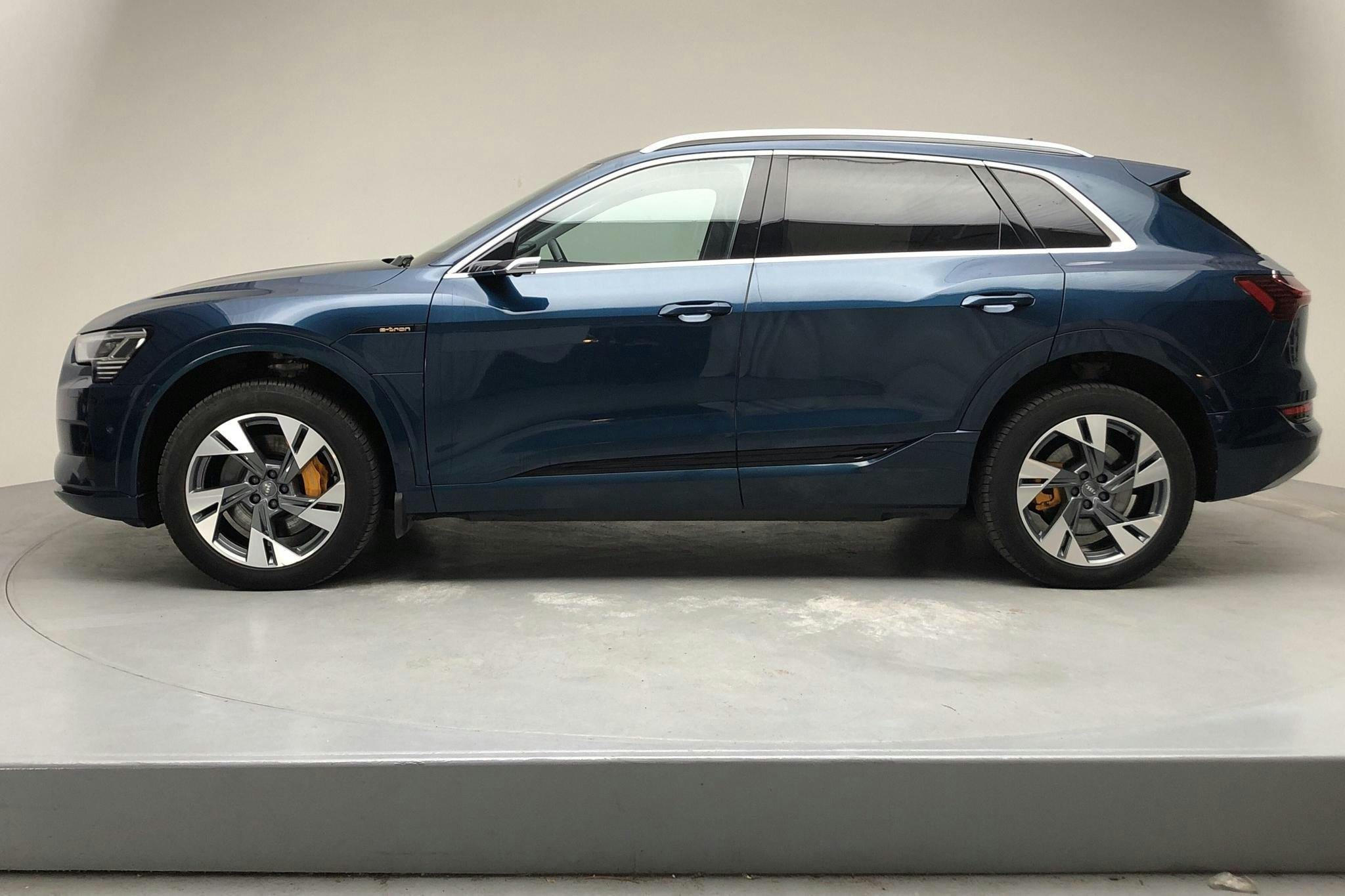 Audi e-tron 55 quattro 95 kWh (360hk) - 76 020 km - Automatic - blue - 2019