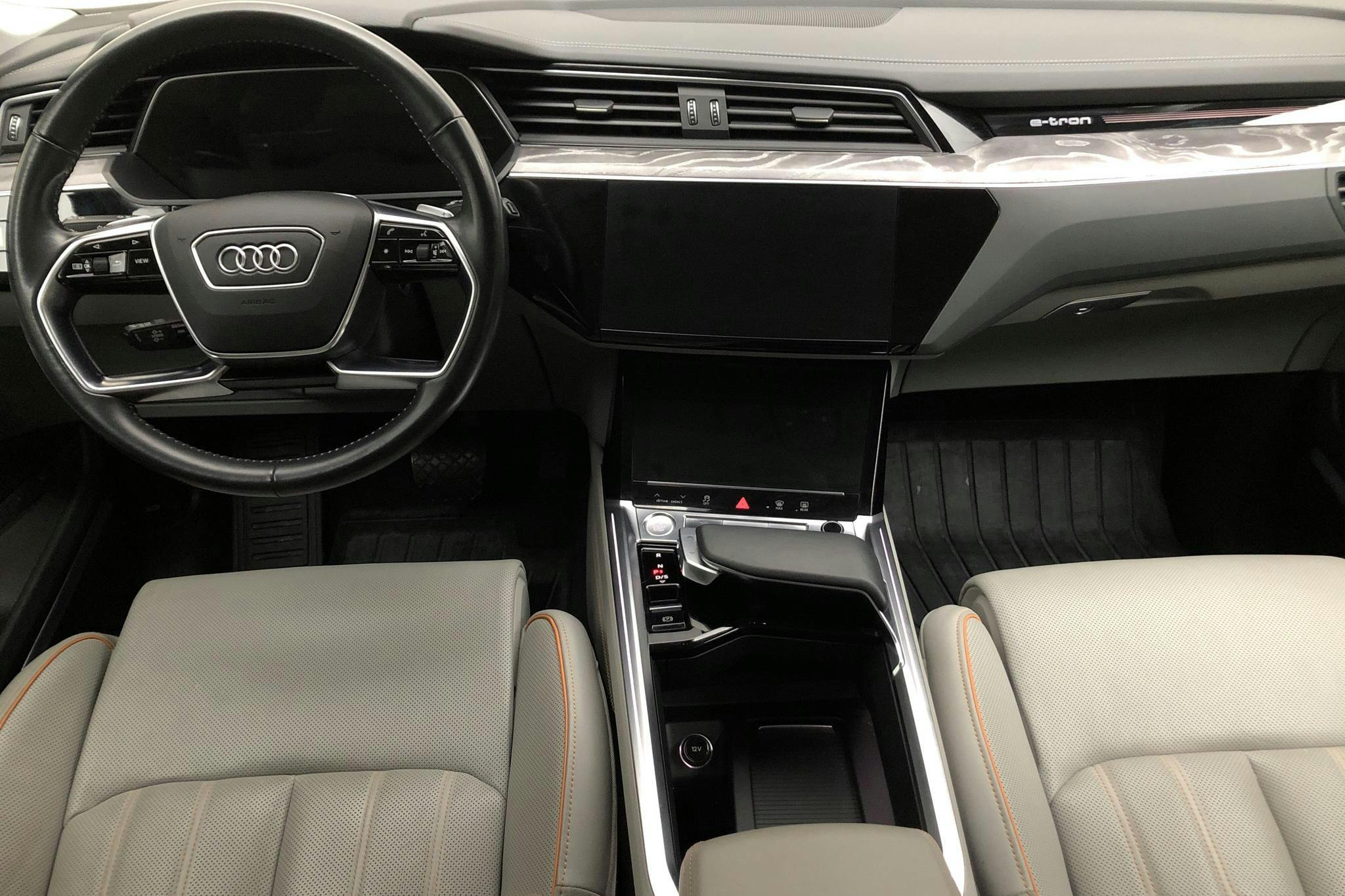 Audi e-tron 55 quattro 95 kWh (360hk) - 76 020 km - Automatic - blue - 2019
