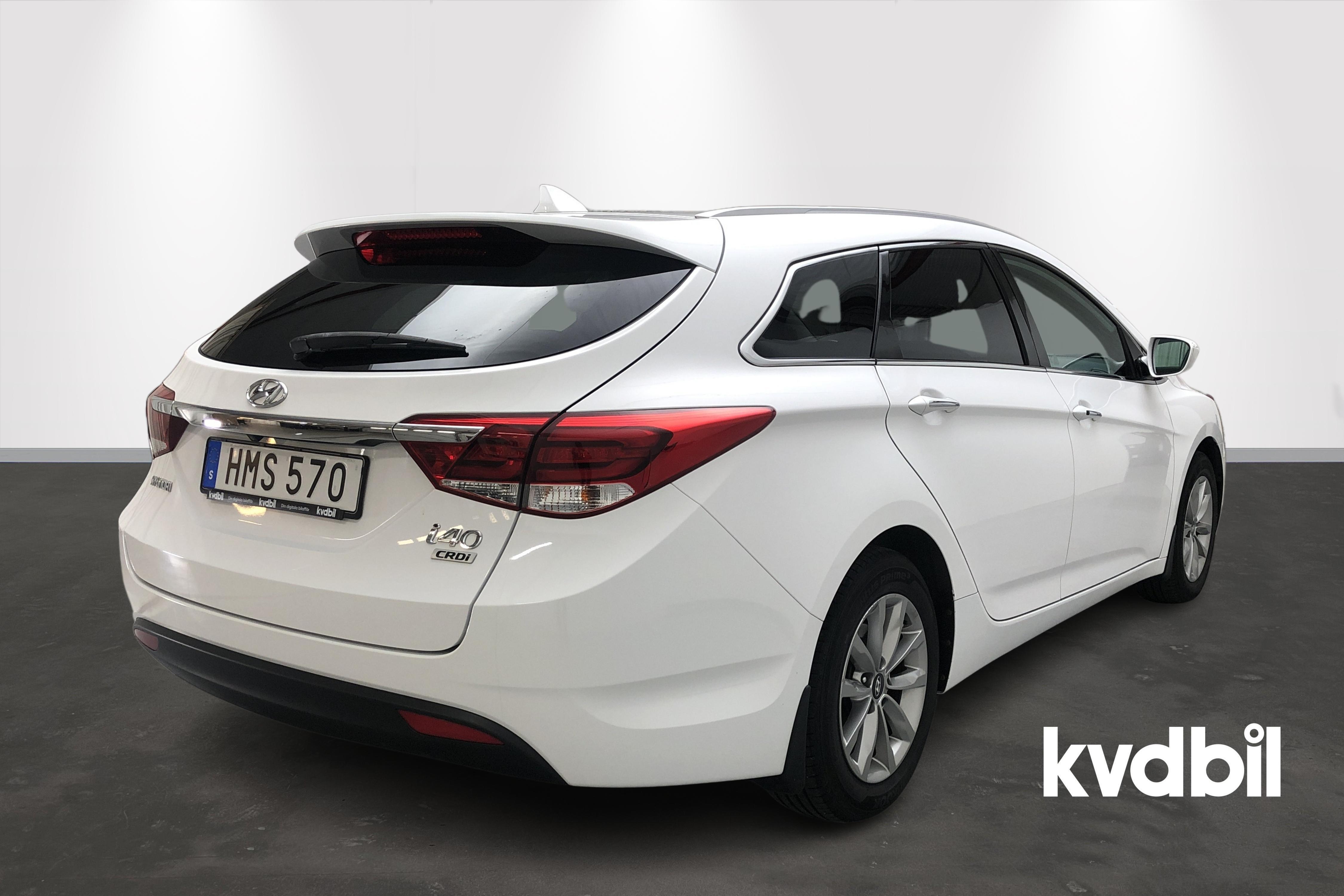 Hyundai i40 1.7 D Kombi (141hk) - 10 413 mil - Manuell - vit - 2016