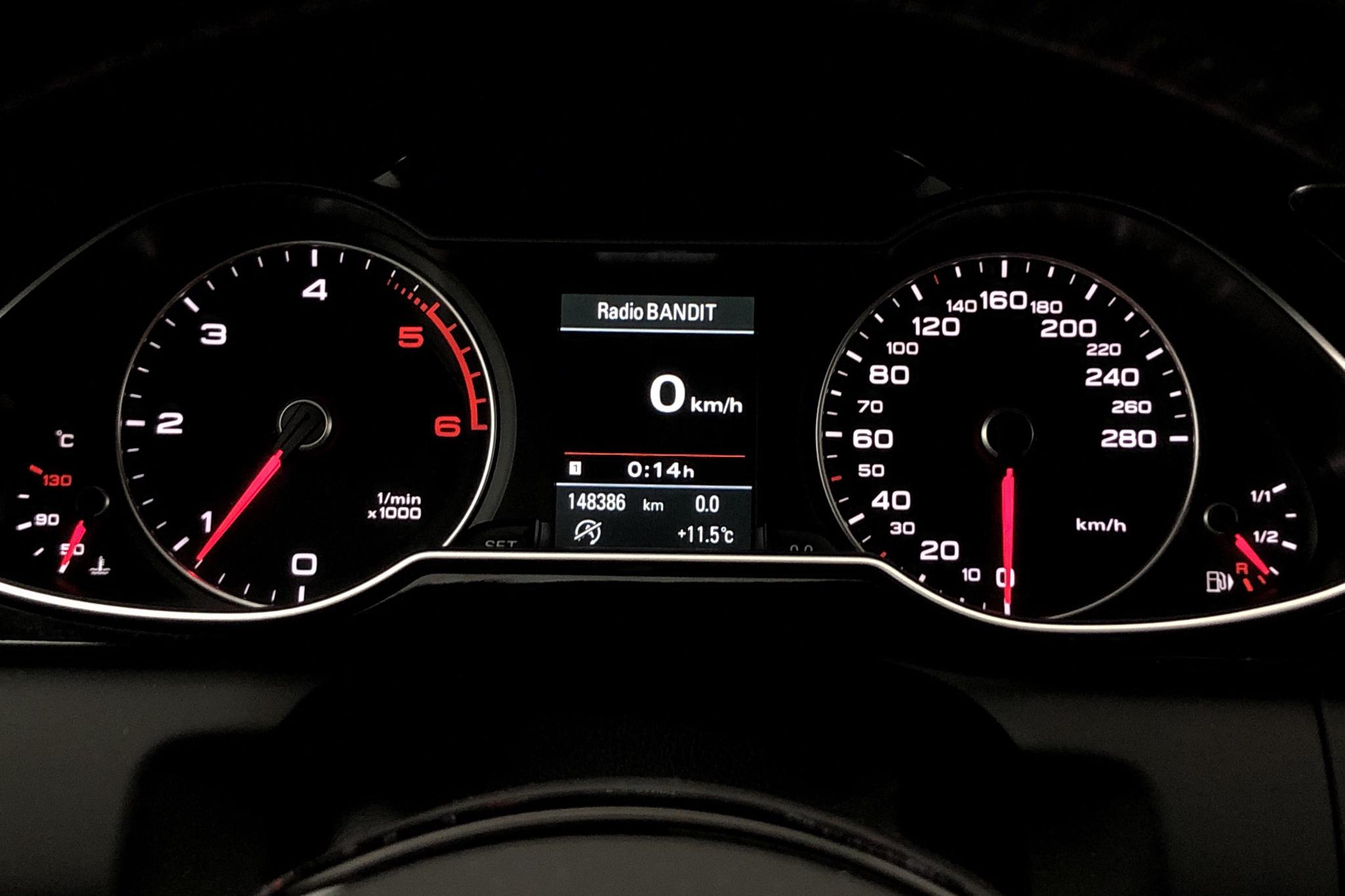Audi A4 2.0 TDI clean diesel (150hk) - 148 390 km - Manual - black - 2015