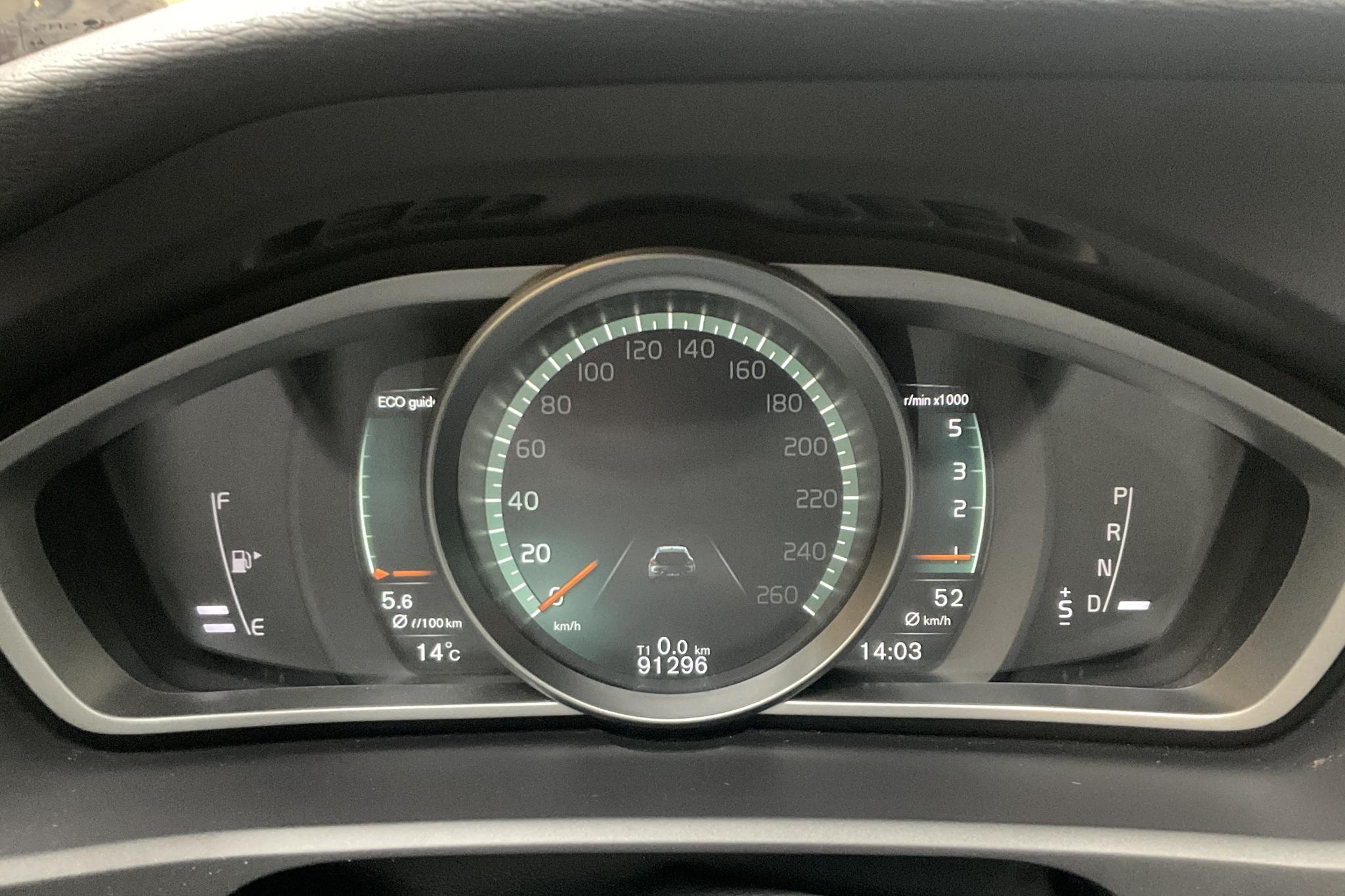 Volvo V40 D3 (150hk) - 9 130 mil - Automat - Light Blue - 2018