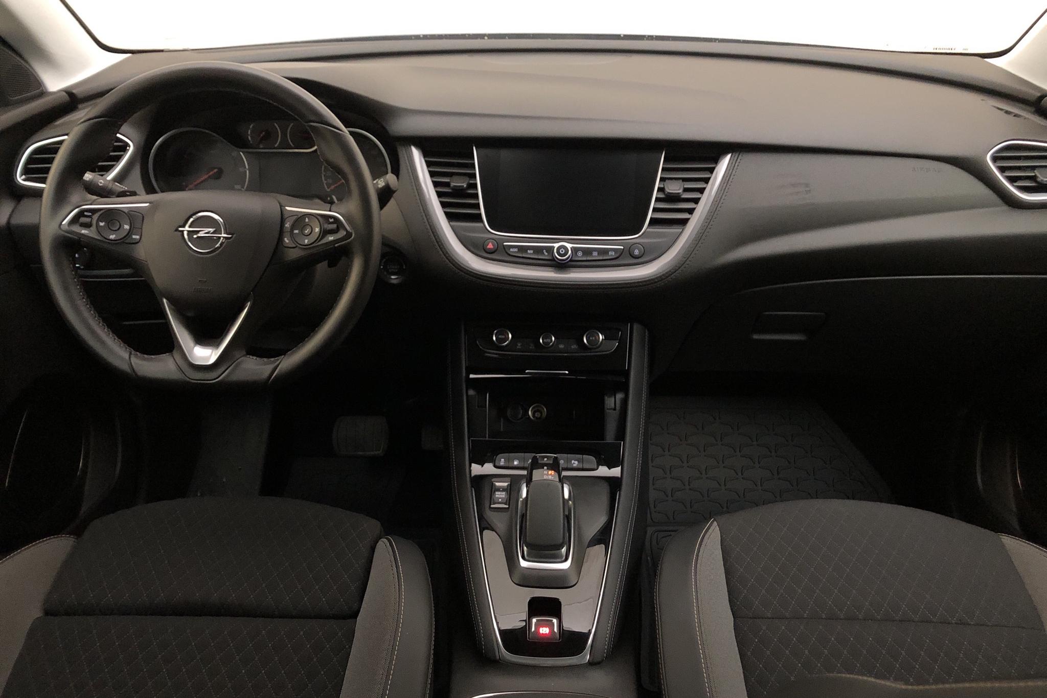 Opel Grandland X 1.6 AWD PHEV (300hk) - 2 417 mil - Automat - grå - 2020