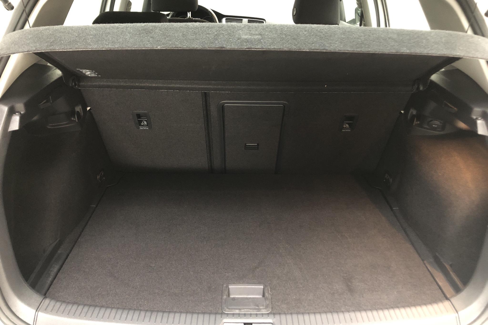VW Golf VII 1.6 TDI 5dr (115hk) - 114 020 km - Manual - white - 2018