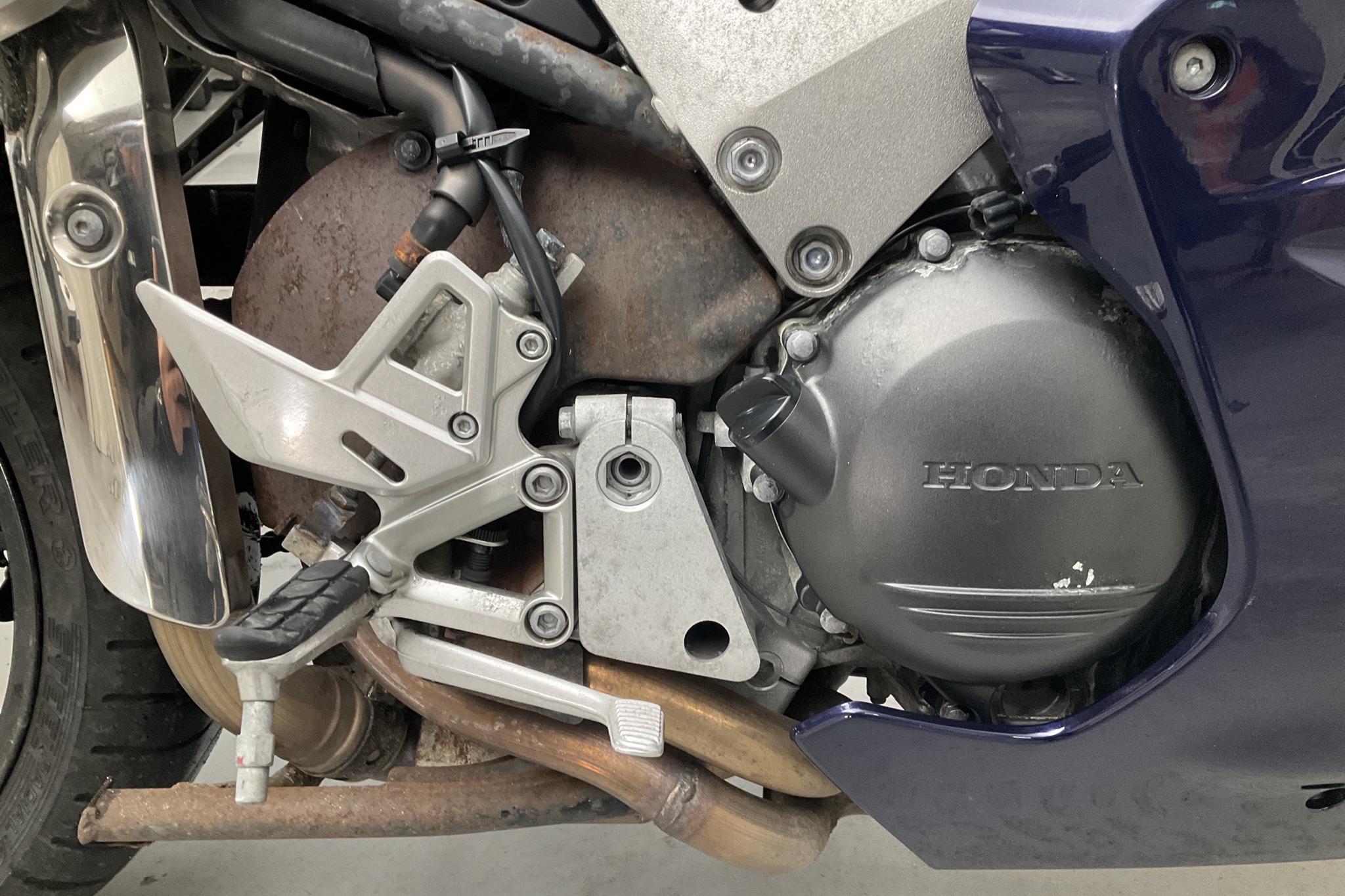 HONDA VFR800FI ABS Motorcykel - 10 930 km - Manual - blue - 2002