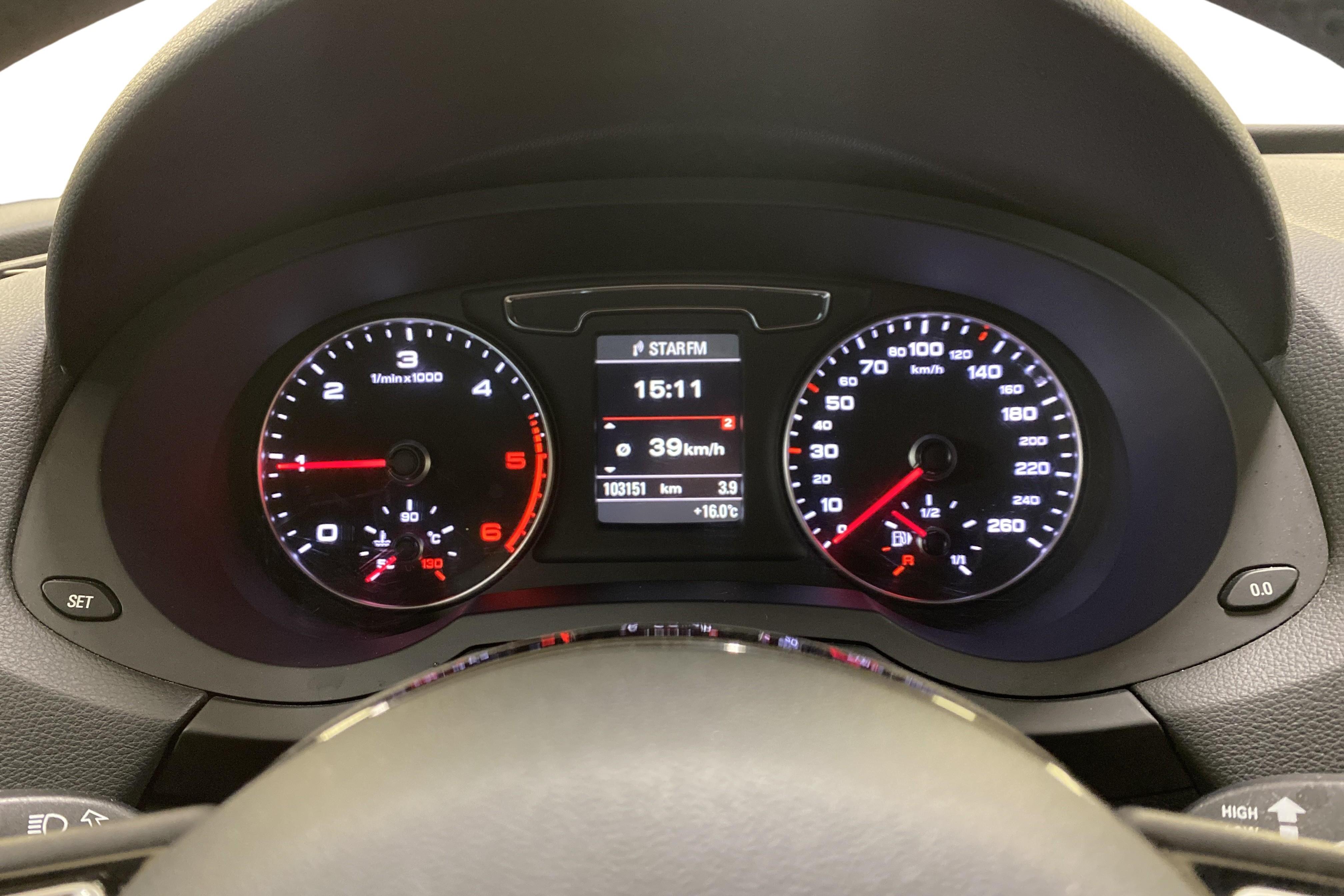 Audi Q3 2.0 TDI quattro (150hk) - 103 150 km - Manual - gray - 2015