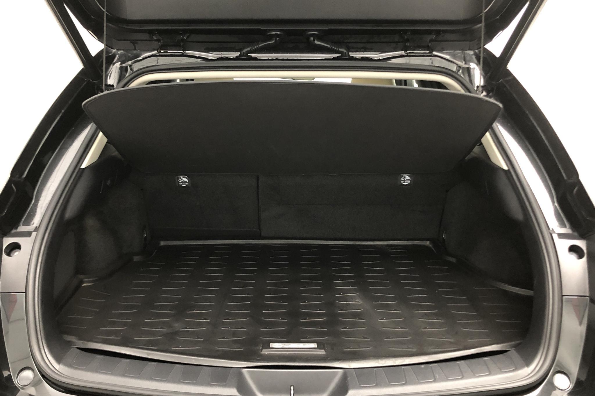Lexus UX 250h (178hk) - 2 681 mil - Automat - svart - 2021