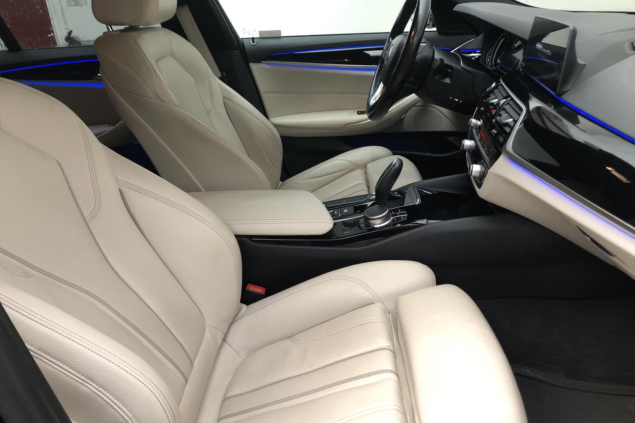 BMW 520d xDrive Touring, G31 (190hk) - 13 748 mil - Automat - svart - 2018