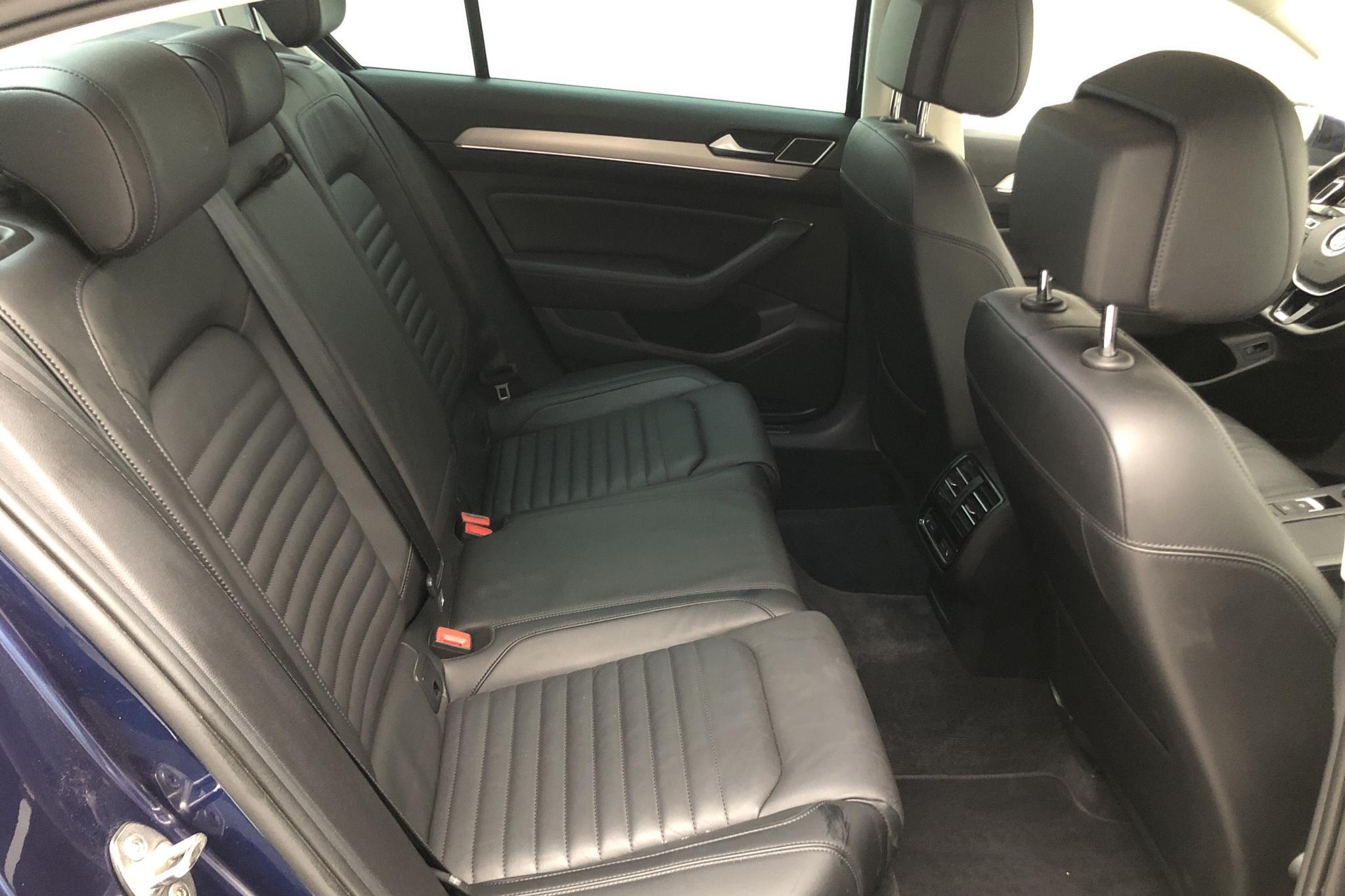 VW Passat 2.0 TDI 4MOTION (190hk) - 143 380 km - Automatic - Dark Blue - 2019