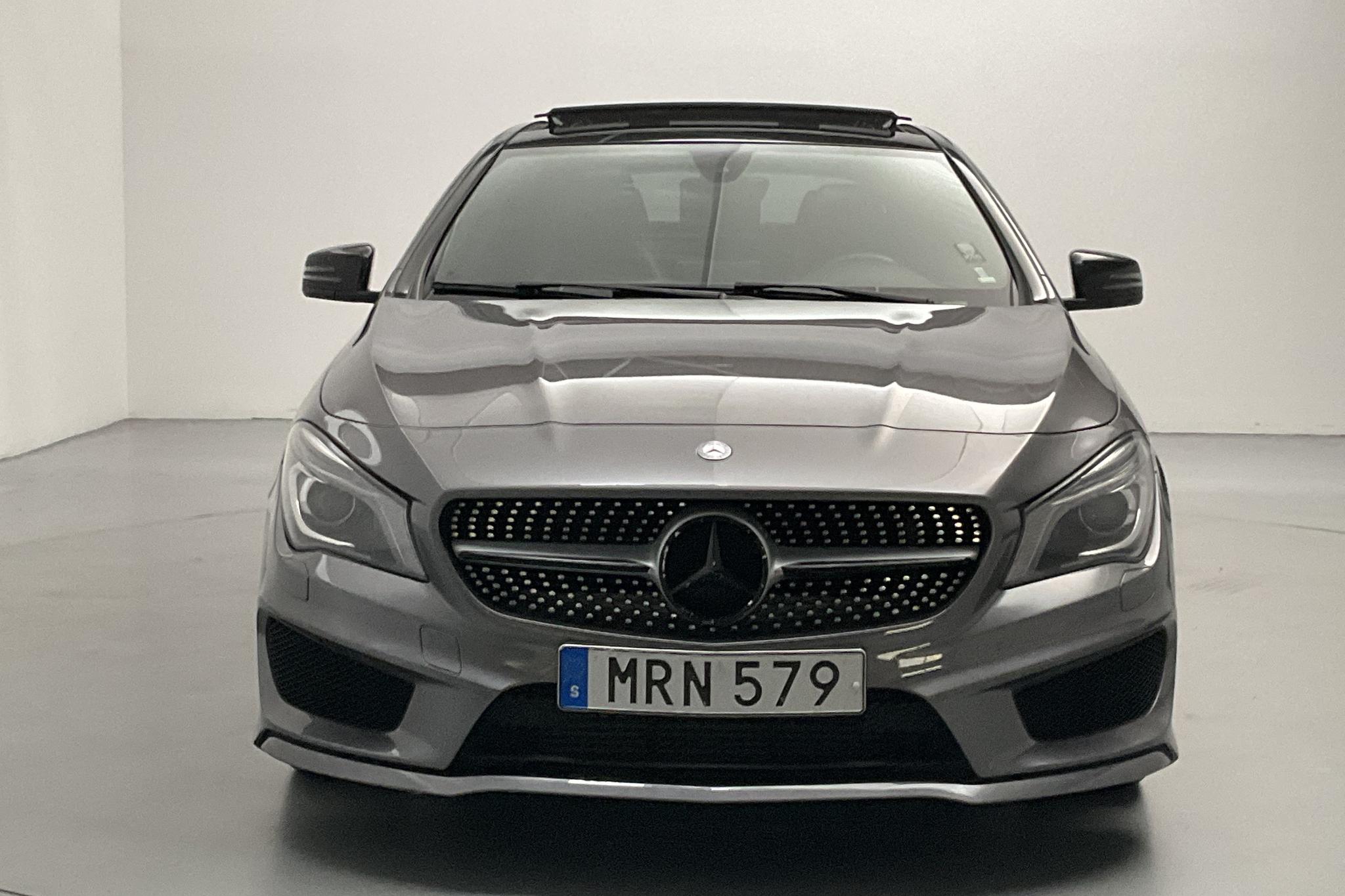 Mercedes CLA 200 CDI 4MATIC (136hk) - 130 690 km - Automatic - Dark Grey - 2015