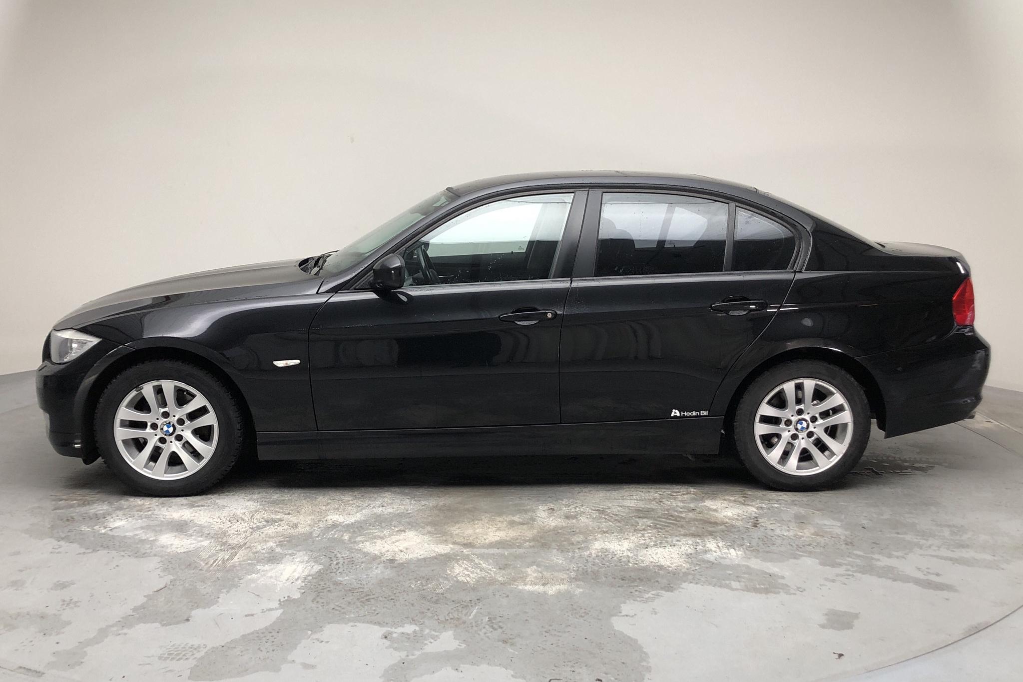 BMW 316d Sedan, E90 (116hk) - 239 010 km - Manual - black - 2010