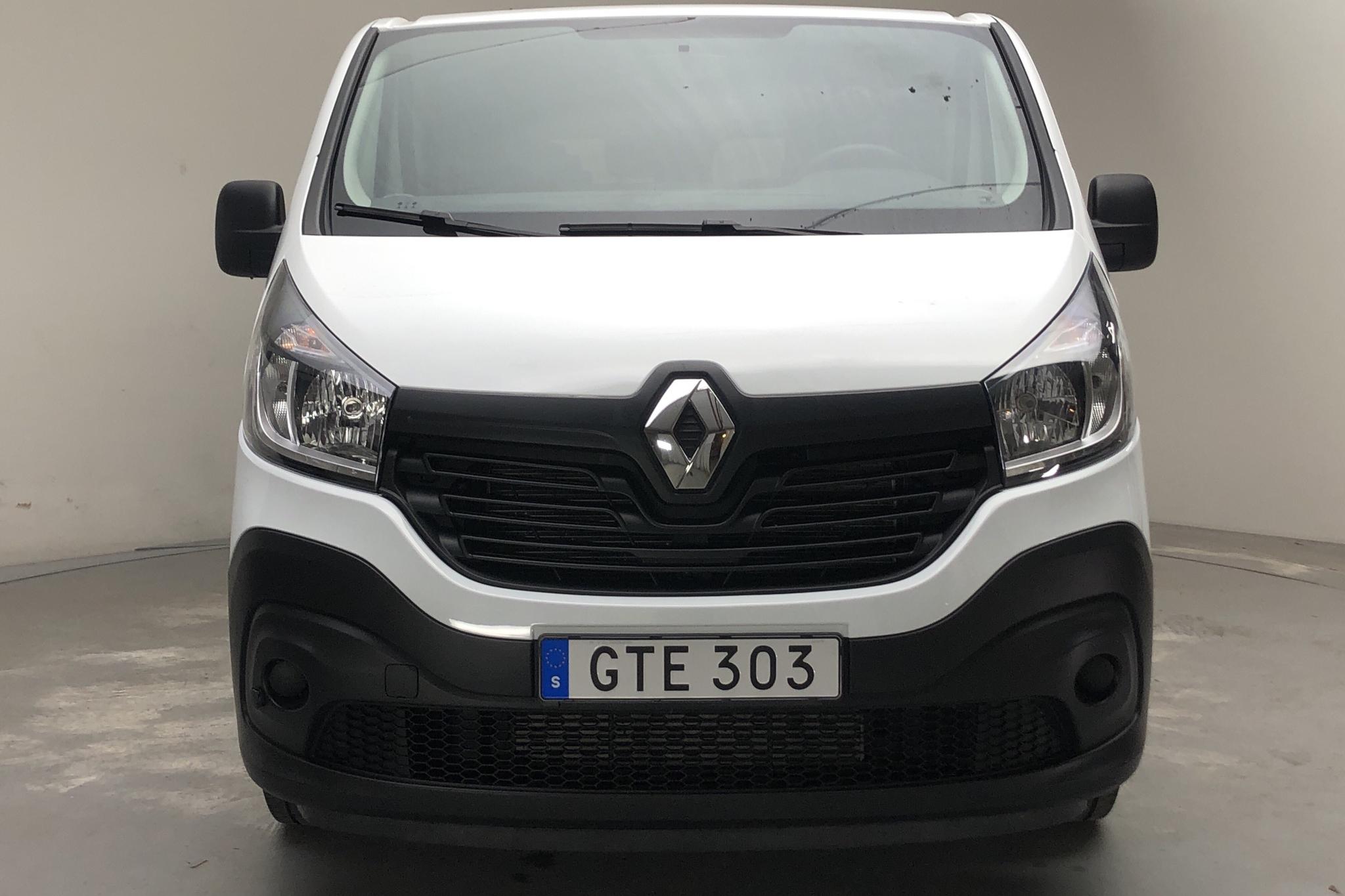 Renault Trafic 1.6 dCi Kombi (120hk) - 29 620 km - Manual - white - 2015