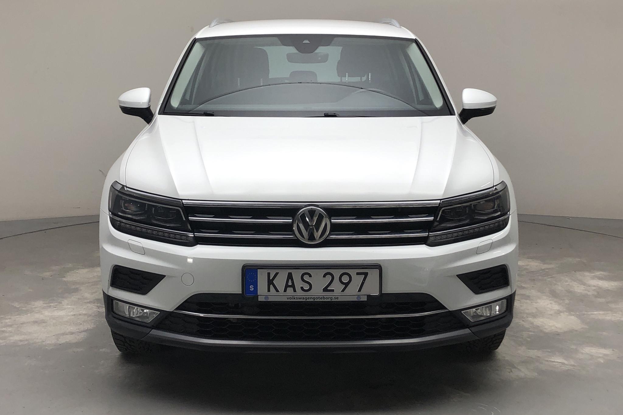 VW Tiguan 2.0 TDI 4MOTION (190hk) - 11 756 mil - Automat - vit - 2017