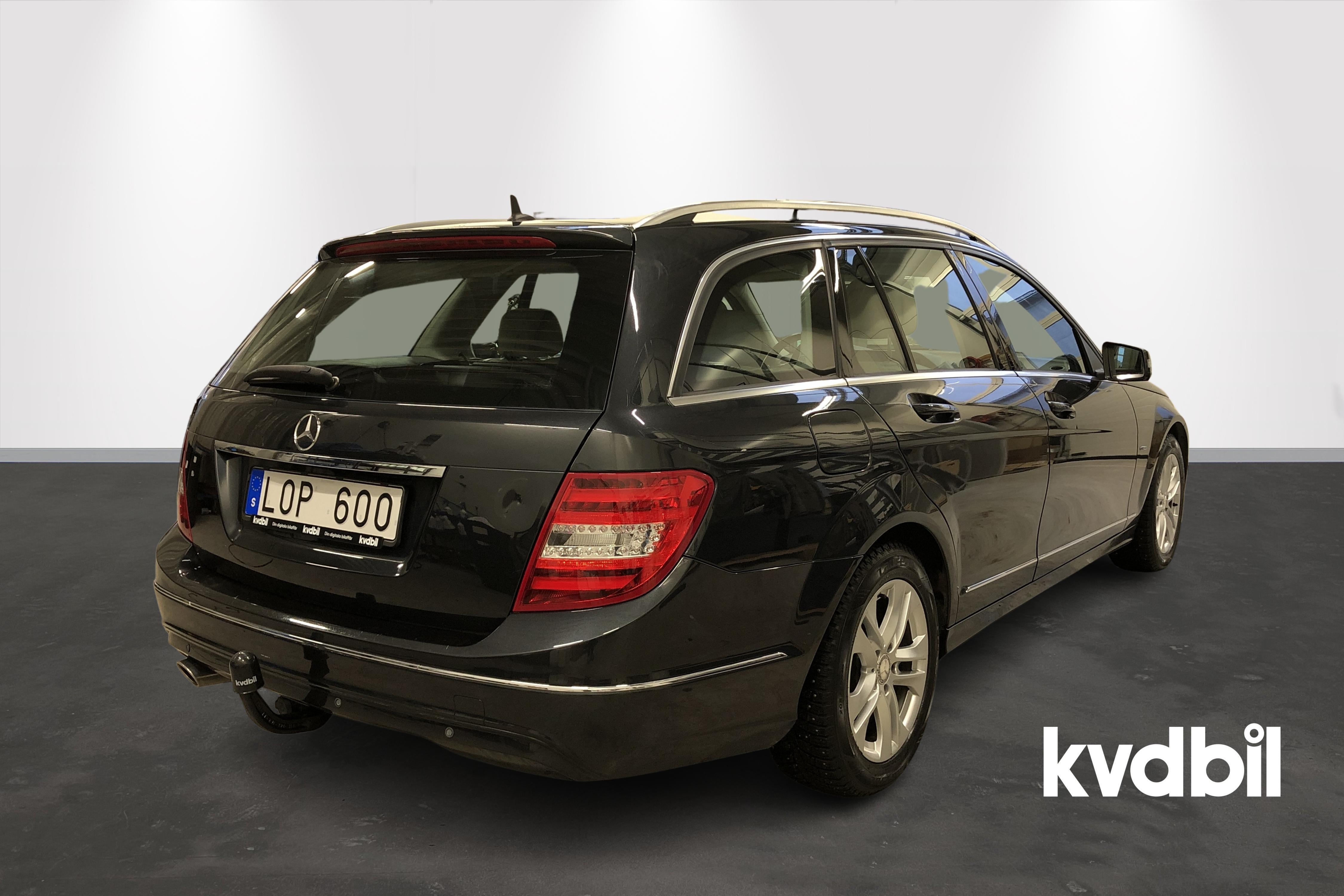 Mercedes C 220 CDI BlueEfficiency Kombi S204 (170hk) - 181 230 km - Automatic - black - 2011