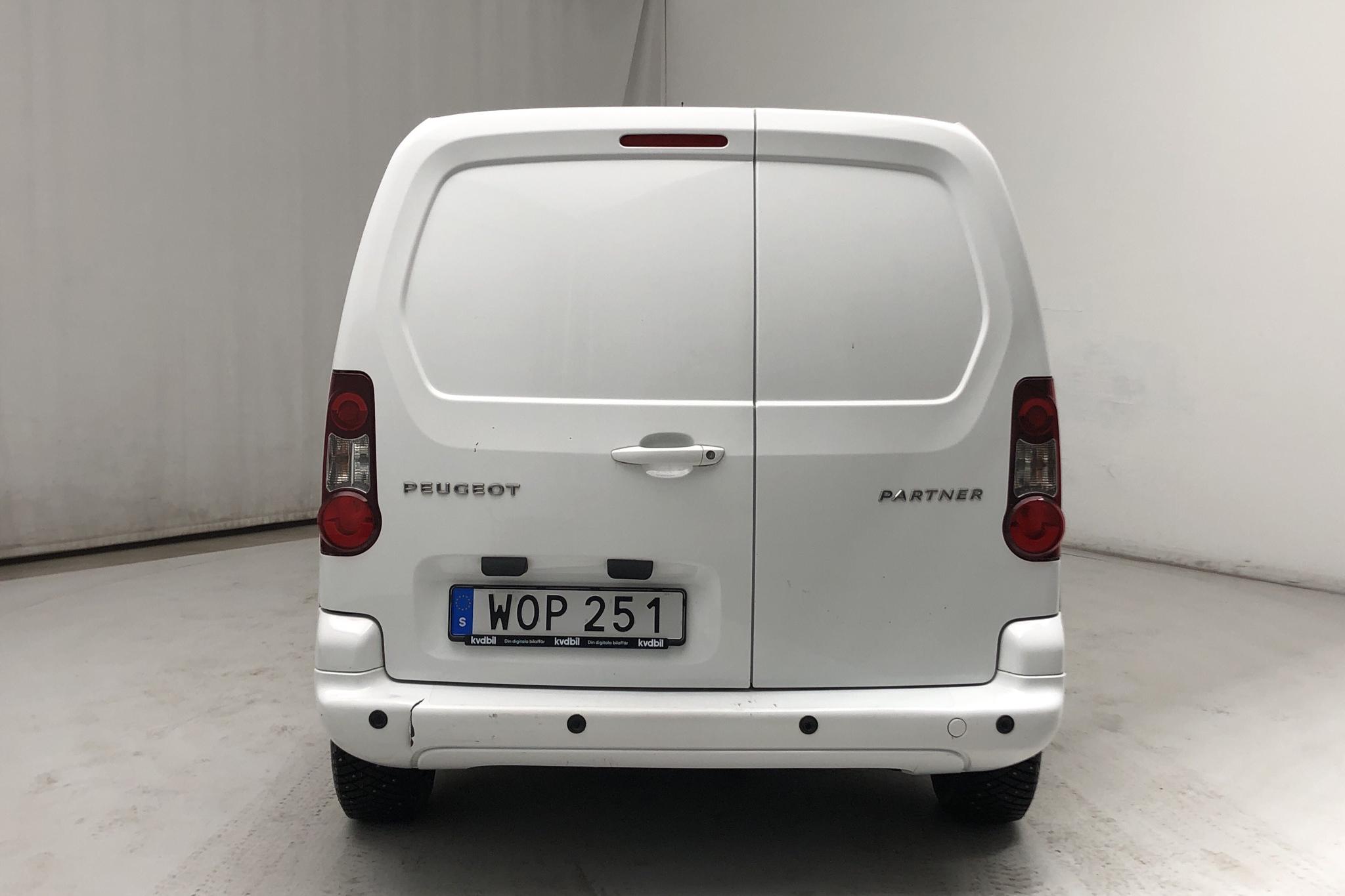 Peugeot Partner 1.6 BlueHDI Skåp (100hk) - 13 310 mil - Automat - vit - 2018