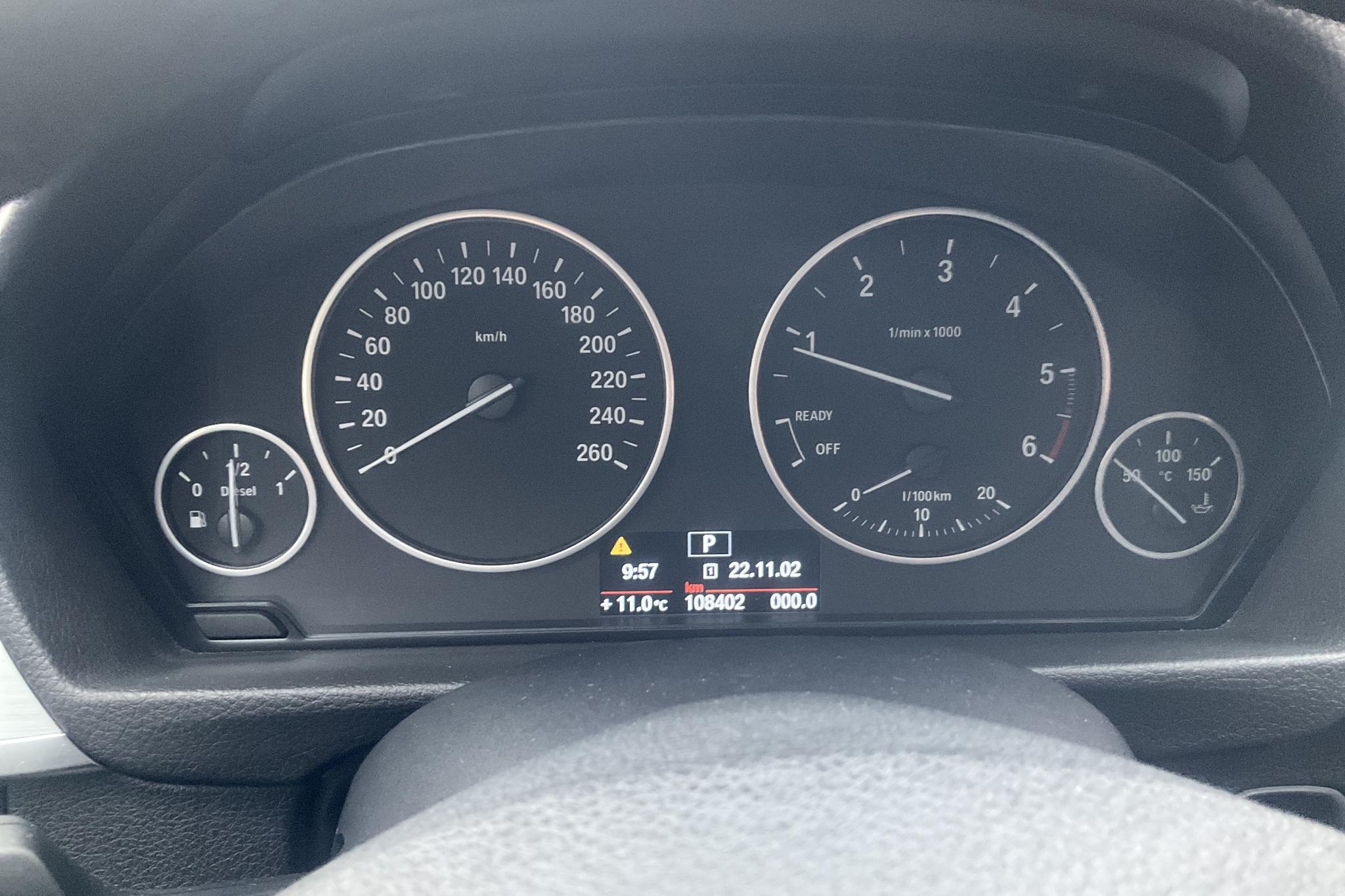 BMW 320d xDrive Touring, F31 (184hk) - 10 841 mil - Automat - röd - 2014