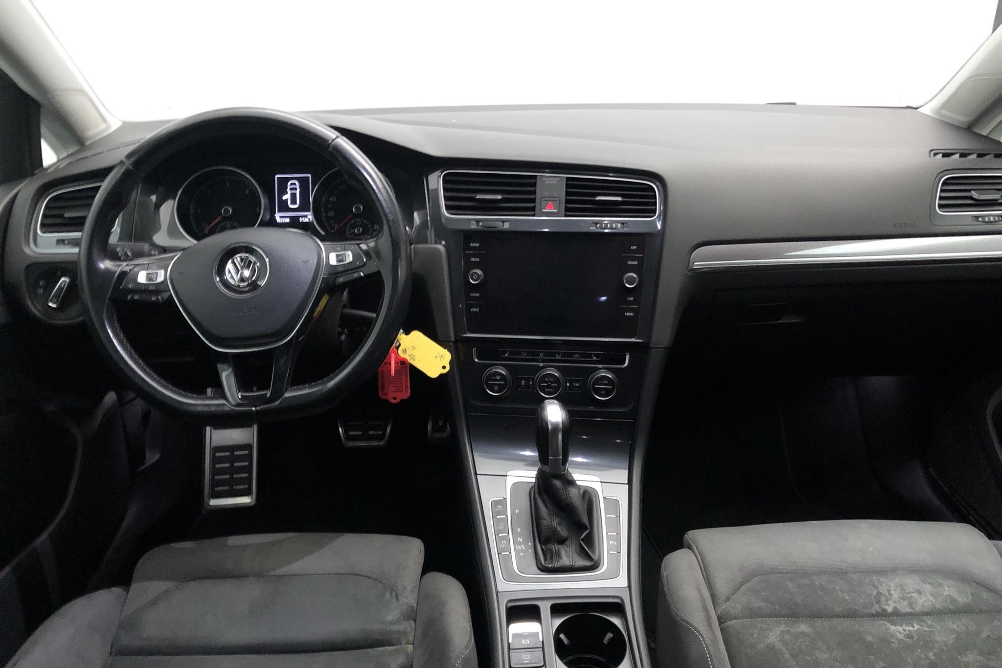 VW Golf Alltrack 2.0 TDI Sportscombi 4Motion (184hk) - 192 220 km - Automatic - white - 2017