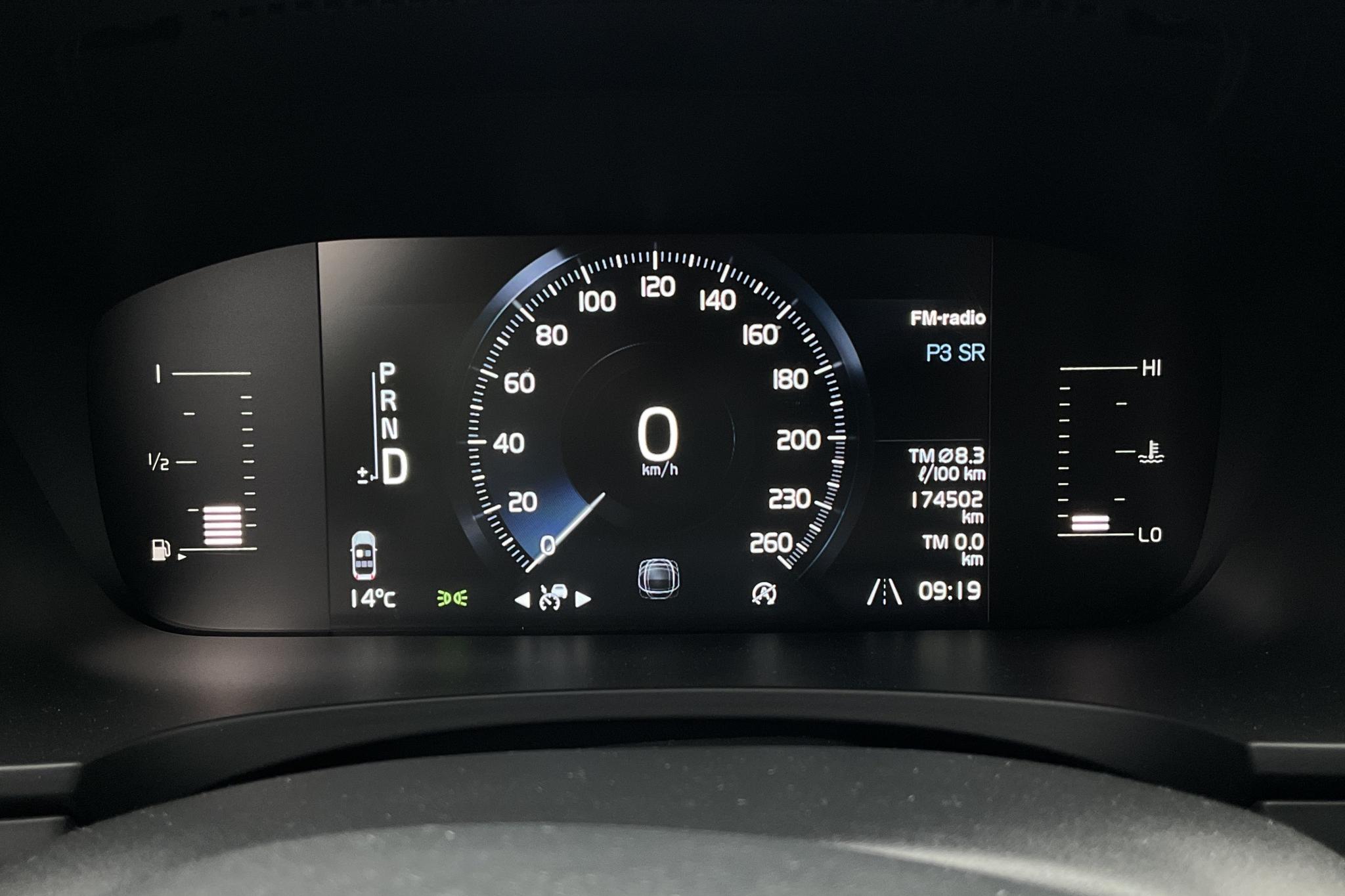 Volvo V90 D3 AWD (150hk) - 174 510 km - Automatic - silver - 2018