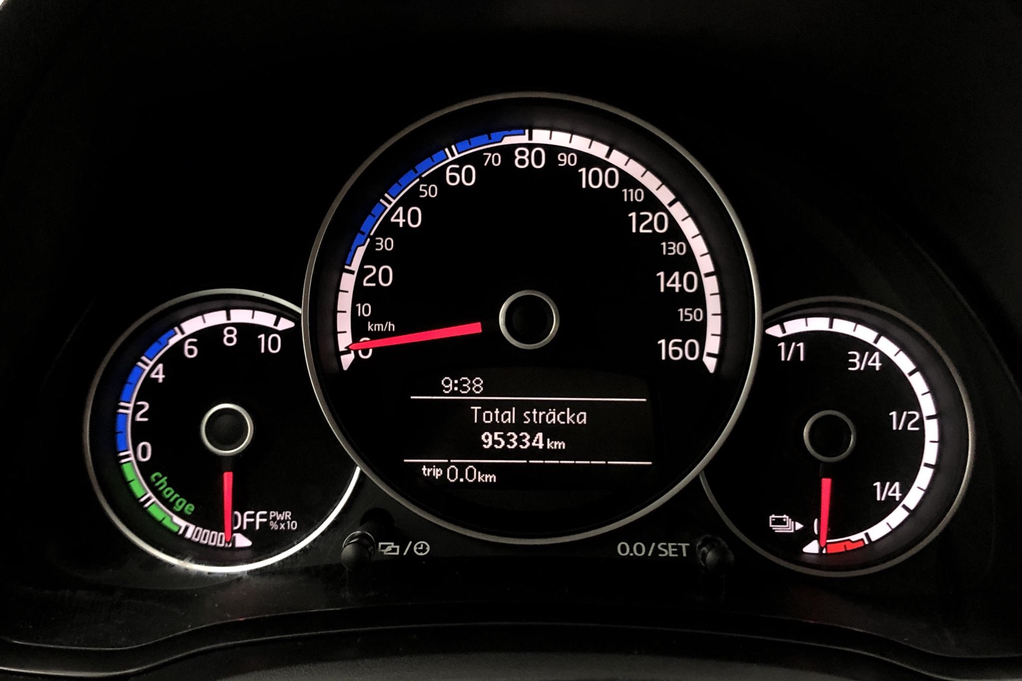 VW e-up! (82hk) - 95 340 km - Automatic - silver - 2015