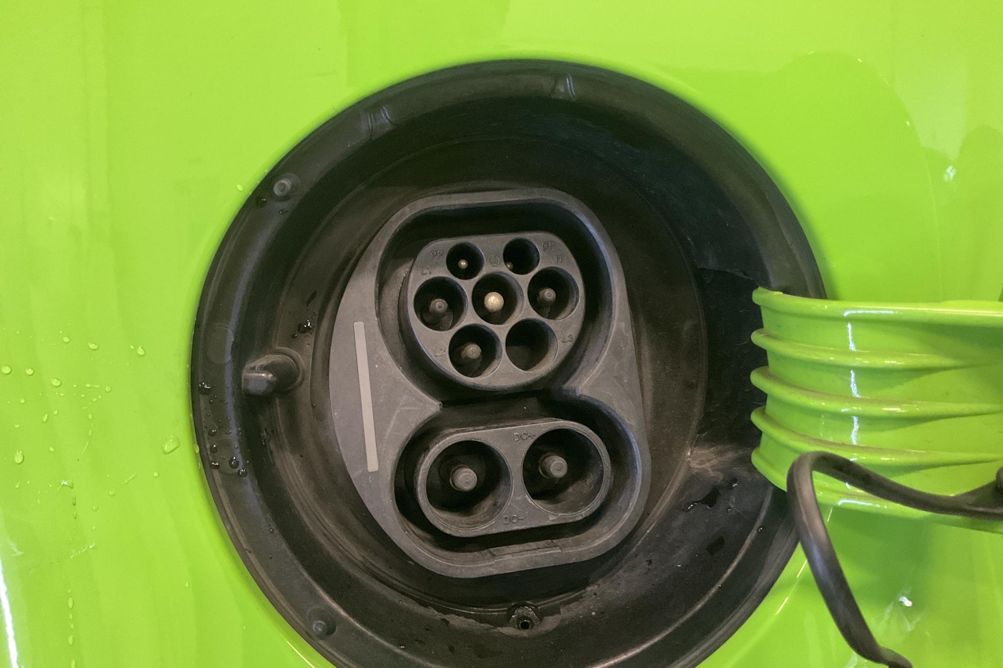Skoda CITIGOe iV 36,8 kWh (83hk) - 6 172 mil - Automat - grön - 2020