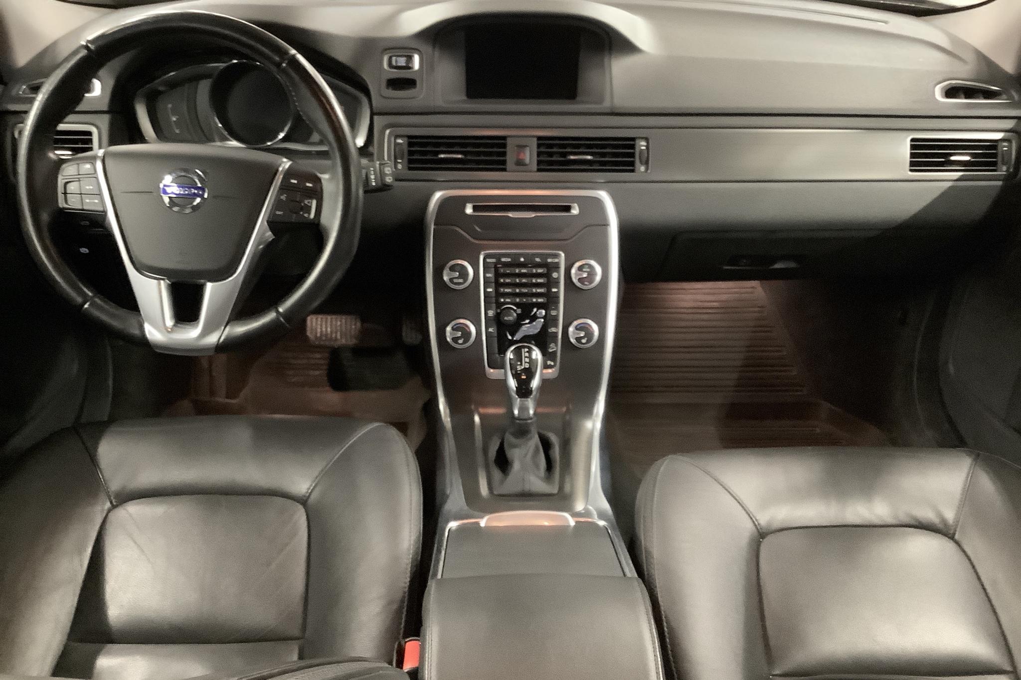 Volvo XC70 II D4 AWD (181hk) - 73 580 km - Automatic - brown - 2016