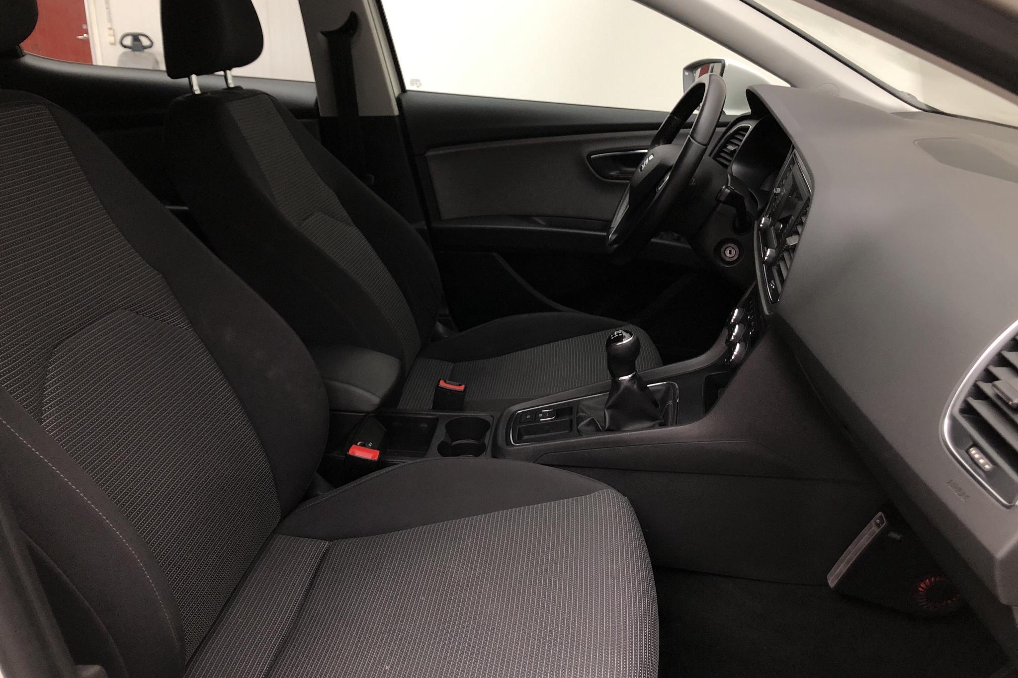 Seat Leon 1.4 TGI 5dr (110hk) - 110 840 km - Manual - white - 2018