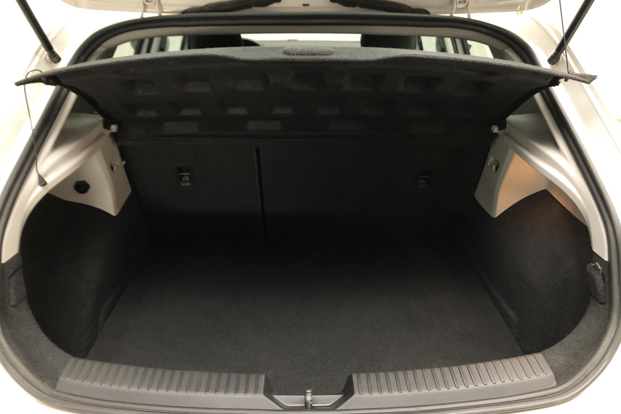 Seat Leon 1.4 TGI 5dr (110hk) - 110 840 km - Manual - white - 2018