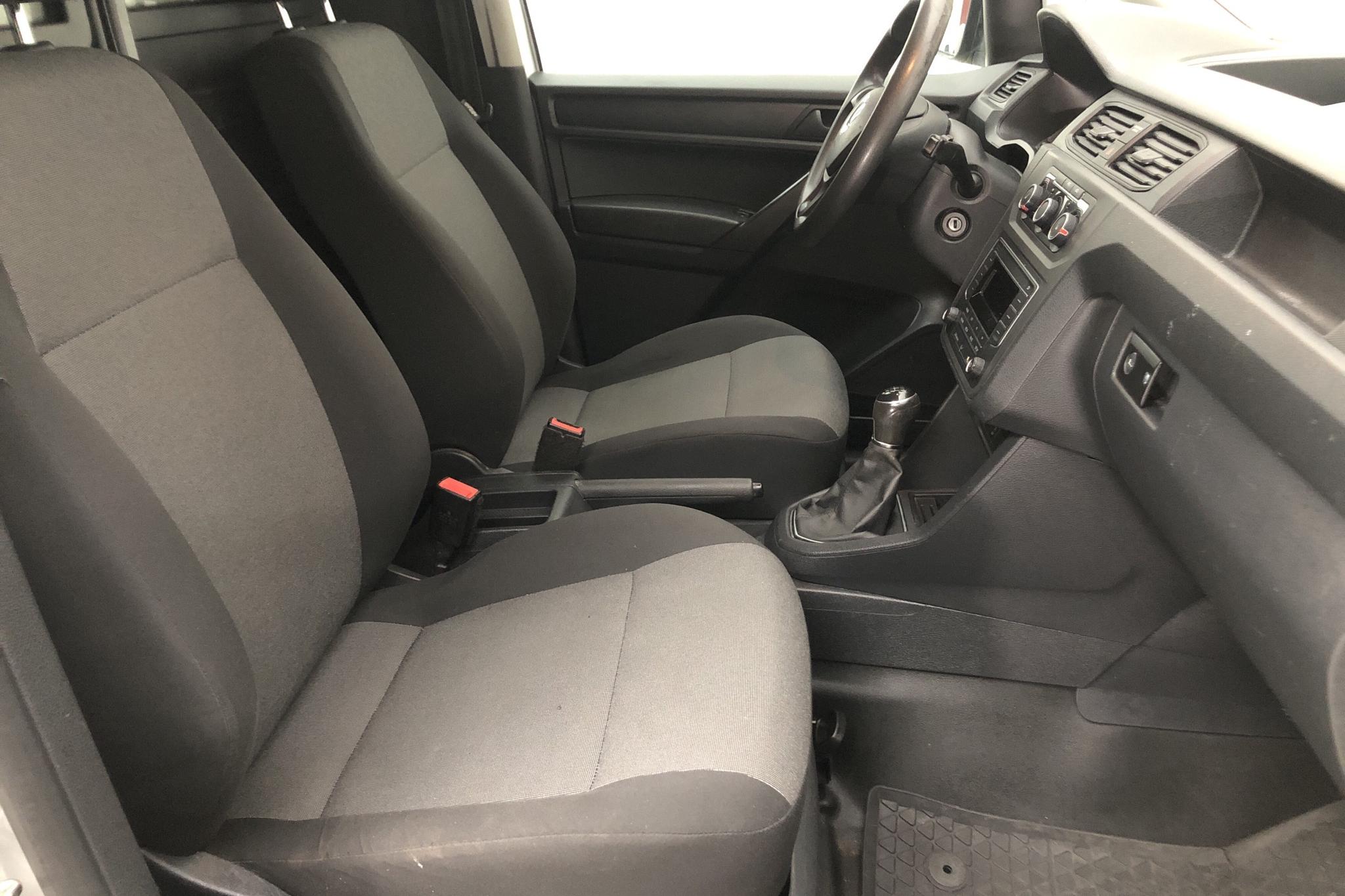 VW Caddy 1.4 TGI Skåp (110hk) - 104 970 km - Manual - silver - 2016