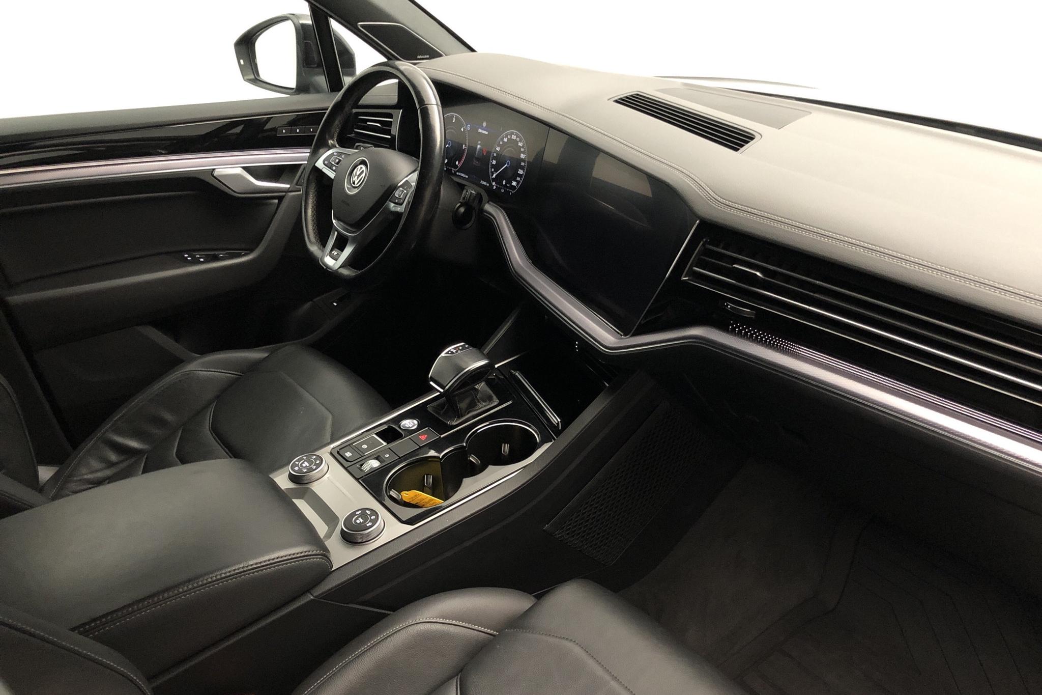 VW Touareg V6 TDI 4Motion (286hk) - 252 400 km - Automatic - black - 2018